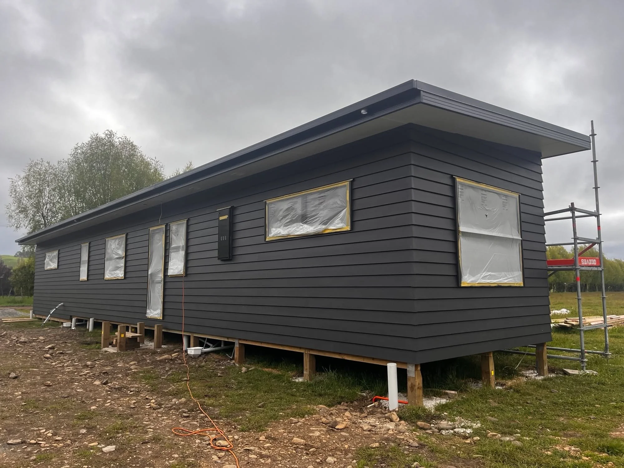 UPDATE!

GIB stopping in progress and things are really taking shape! 🙌 Doors and finishing timbers going in mid next week &mdash; this build is tracking beautifully. 🏡

#BuildProgress #HomesByOrange #OnTrack