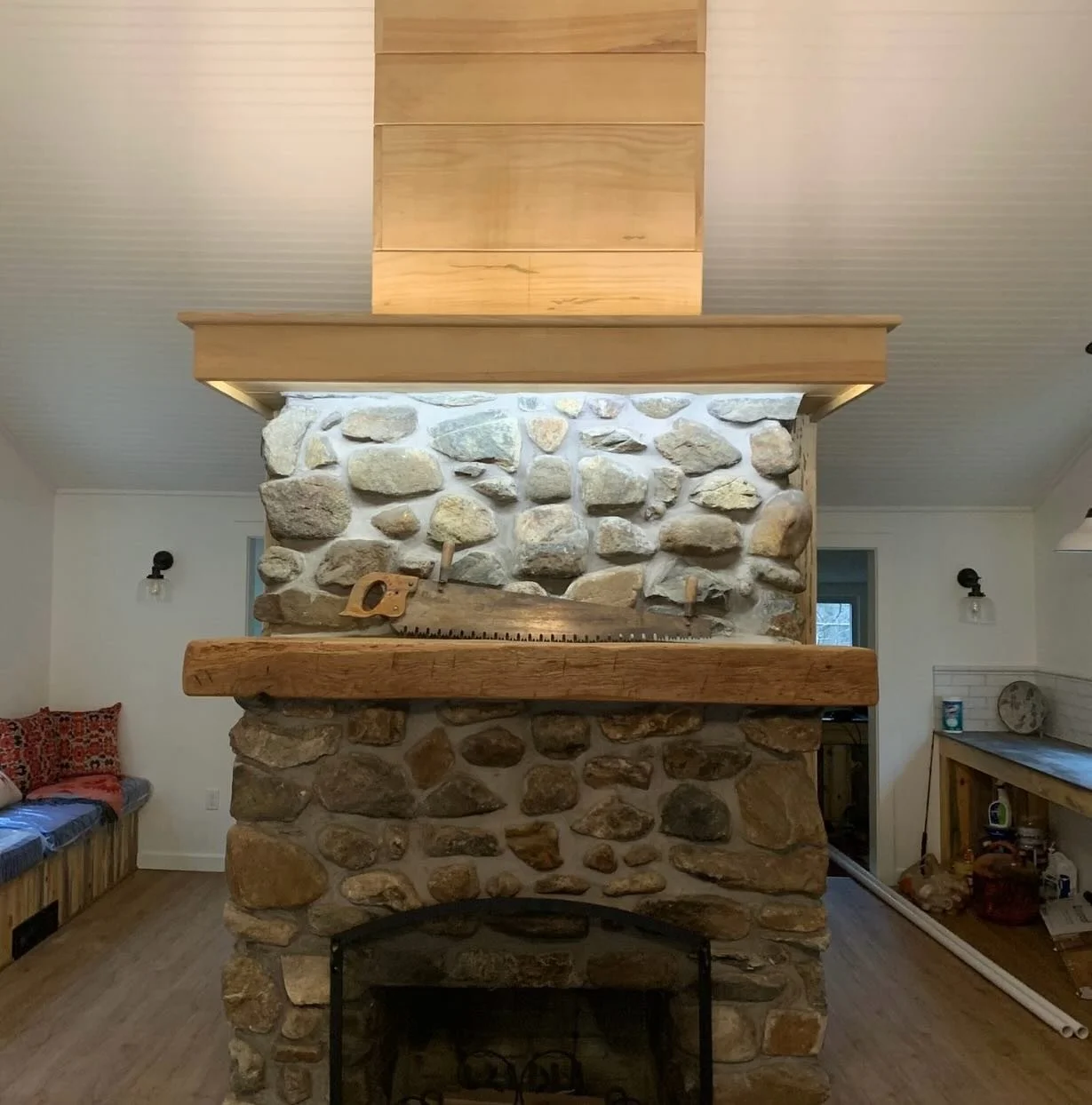 check out these custom works! we offer a lot of different services check them out and get a quote from the link in our bio! #carpentry #carpenter #localbuisness #nj #pa #flemington #newhope #lambertville #customwork