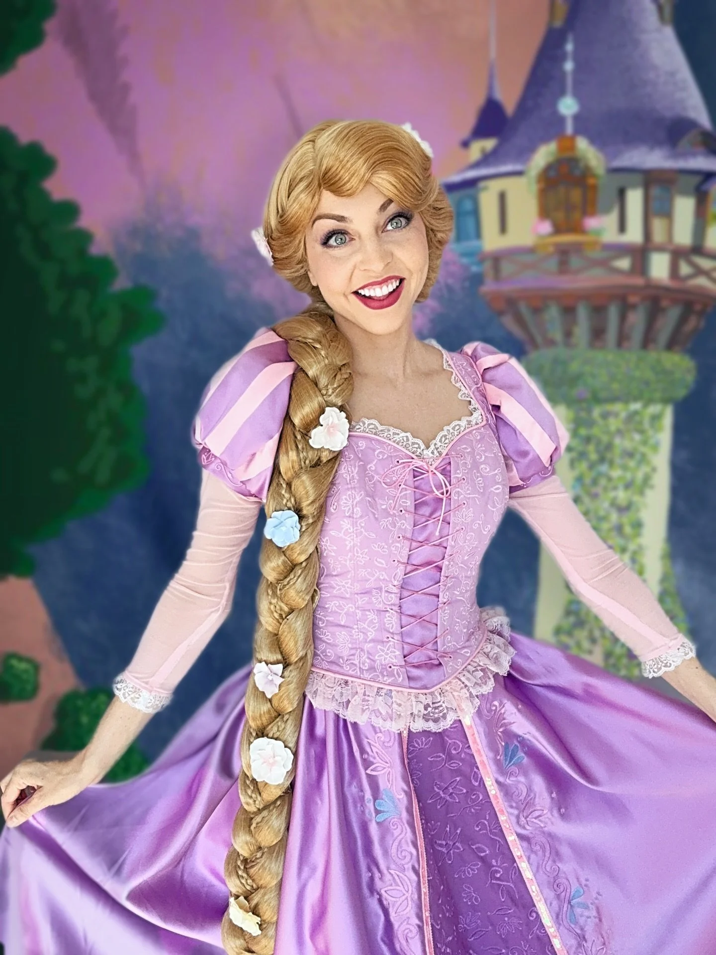 Rapunzel is letting her hair down today at several celebrations! It's been so cold! Maybe she'll bring the sunshine? 🌸☀️

#rapunzel #princessparty #brentwoodca #bayareamoms #eastbaymoms