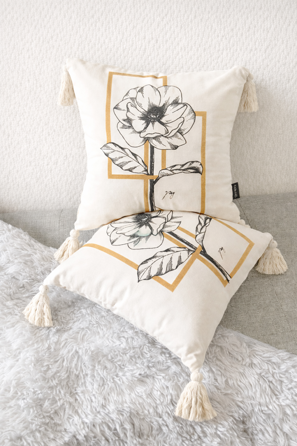 Magnolia_Pillow-Covers_By_Akbaly.png
