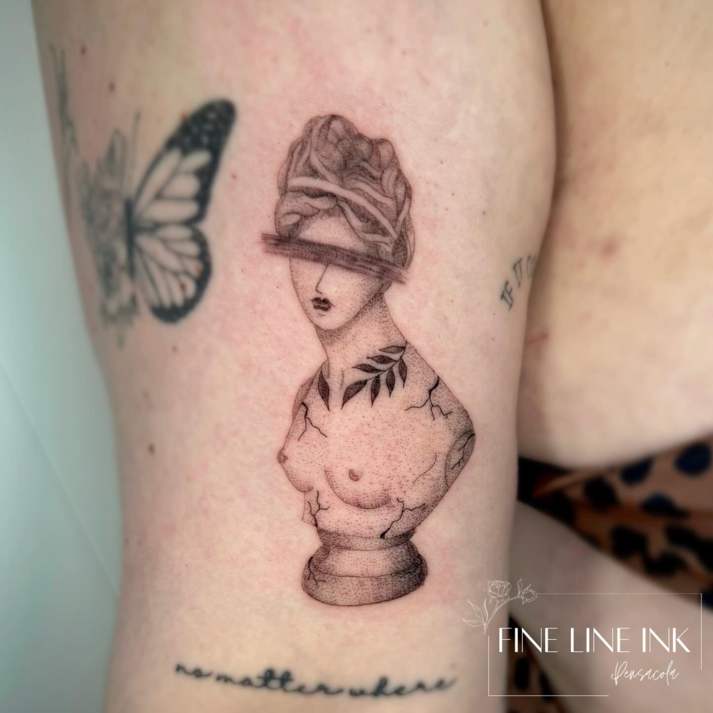 Greek bust tattoo inspired by a TikTok she found!! 

It was old work from a very talented artist I follow from Utah!

I was happy to recreate a version for her and add shading for a more realistic look. 

#finelinetattoo#realismtattoo#pensacolatattoo