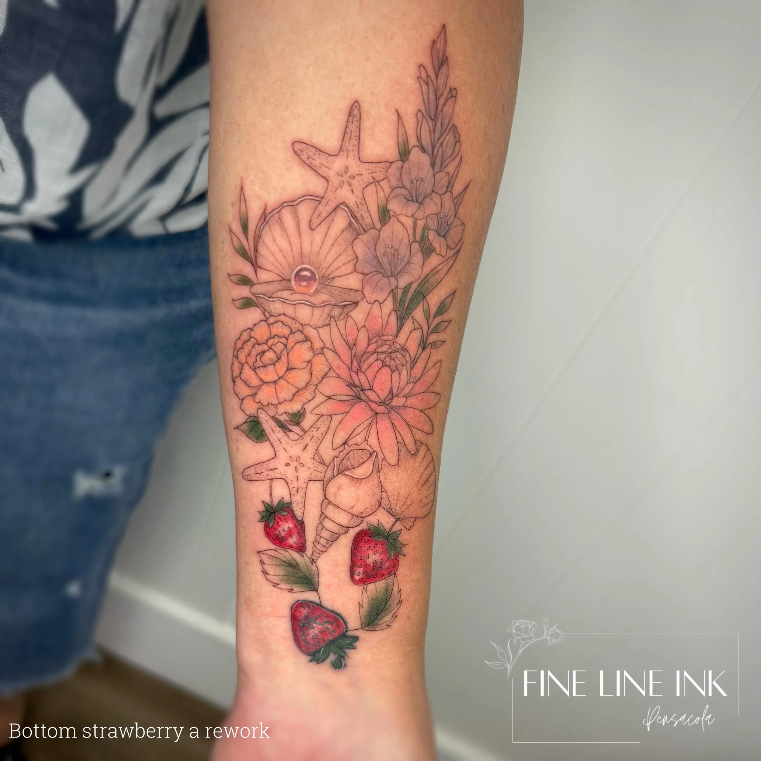 Beachy vibes with her children&rsquo;s birth flowers 🌺 

We also included some strawberries to tie in the one on her wrist. She didn&rsquo;t love the previous tattoo so we added some color 🍓

#finelinetattoo#pensacolatattoo#floraltattoo#colortattoo