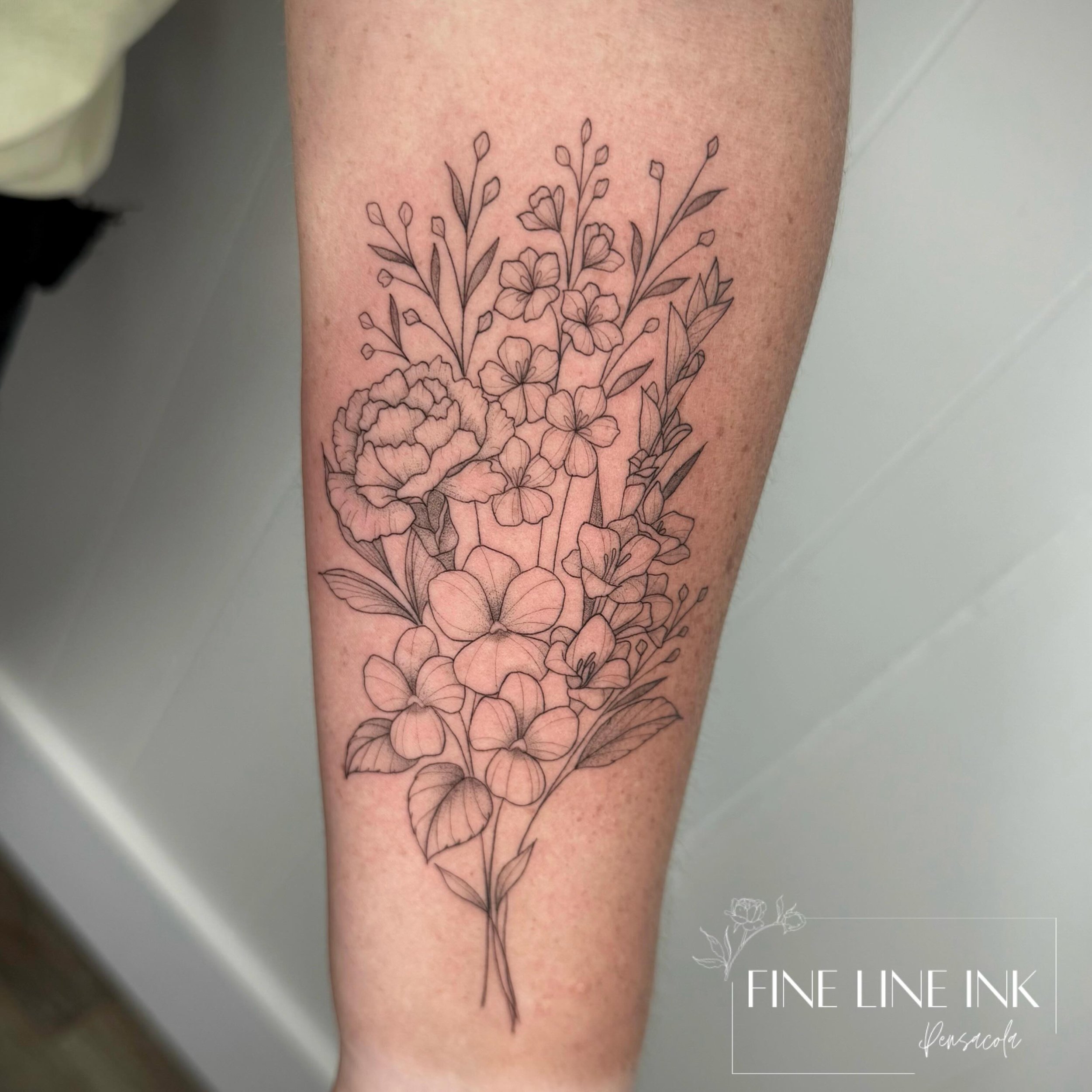 This client has had this tattoo planned in her head since her second daughter was born 5 years ago. 

She did lots of research to find the best fit for this tattoo and chose me. I am forever grateful 🫶🏼

We already have her next one planned 🙊

#fi
