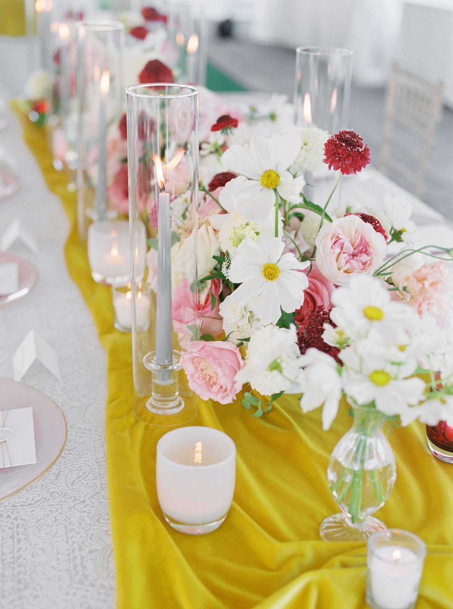 red-and-pink-floral-wedding-centerpieces.jpg