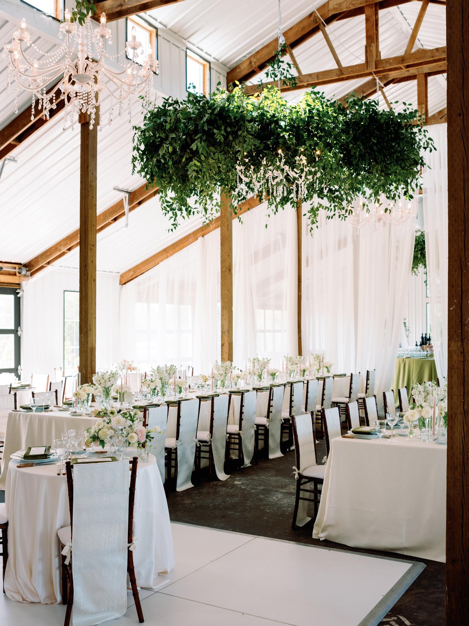 unique-hanging-greenery-at-seattle-wedding-reception.jpg