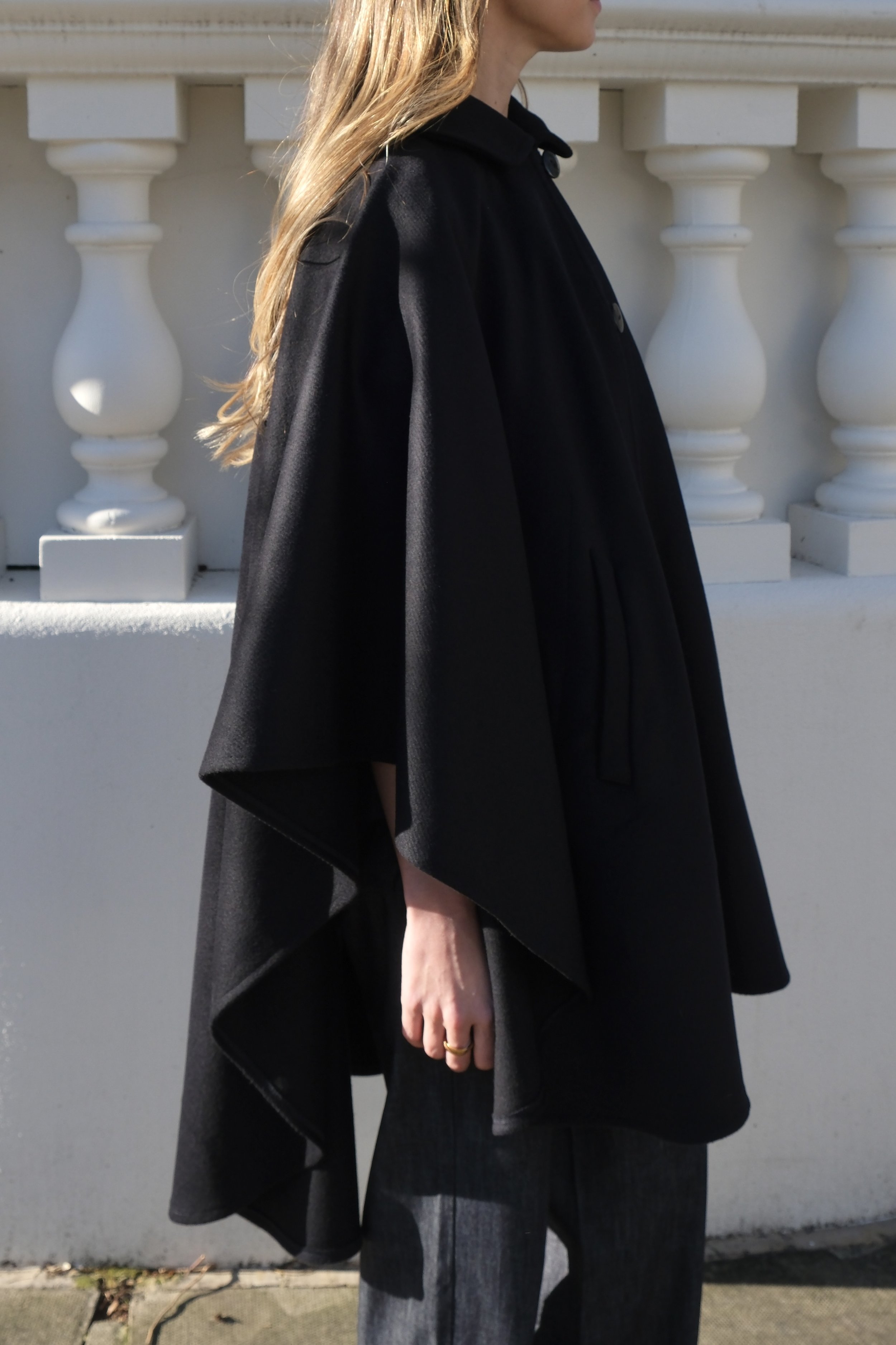 Alma Cape | Dark Night