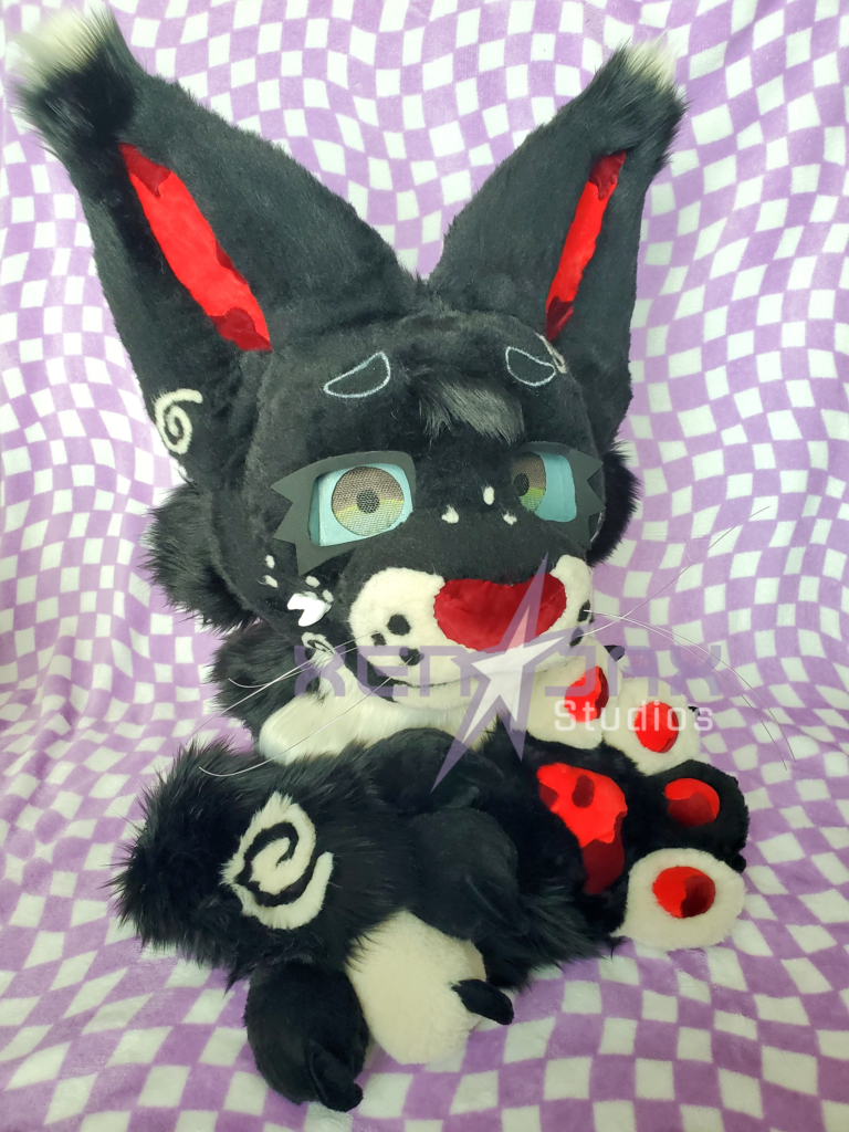 Mar the CatBat 2025 (owned by bat.swirls on Instagram)