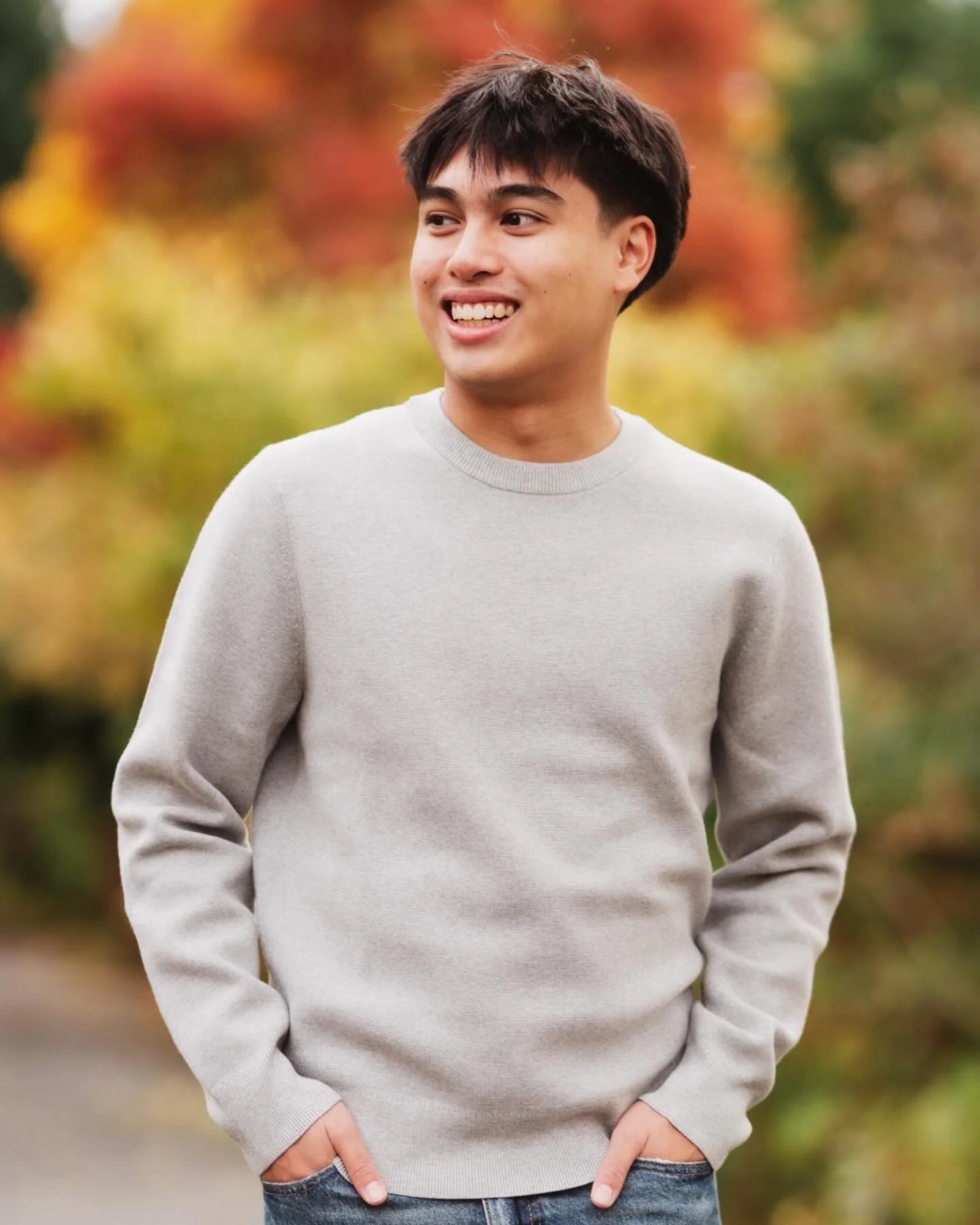 You know who I appreciate? The guys willing to do their senior session &ldquo;for mom.&rdquo; A lot of you don&rsquo;t love taking pictures or maybe you just feel awkward in front of the camera- totally get it.  Just know, my sessions have that in mi