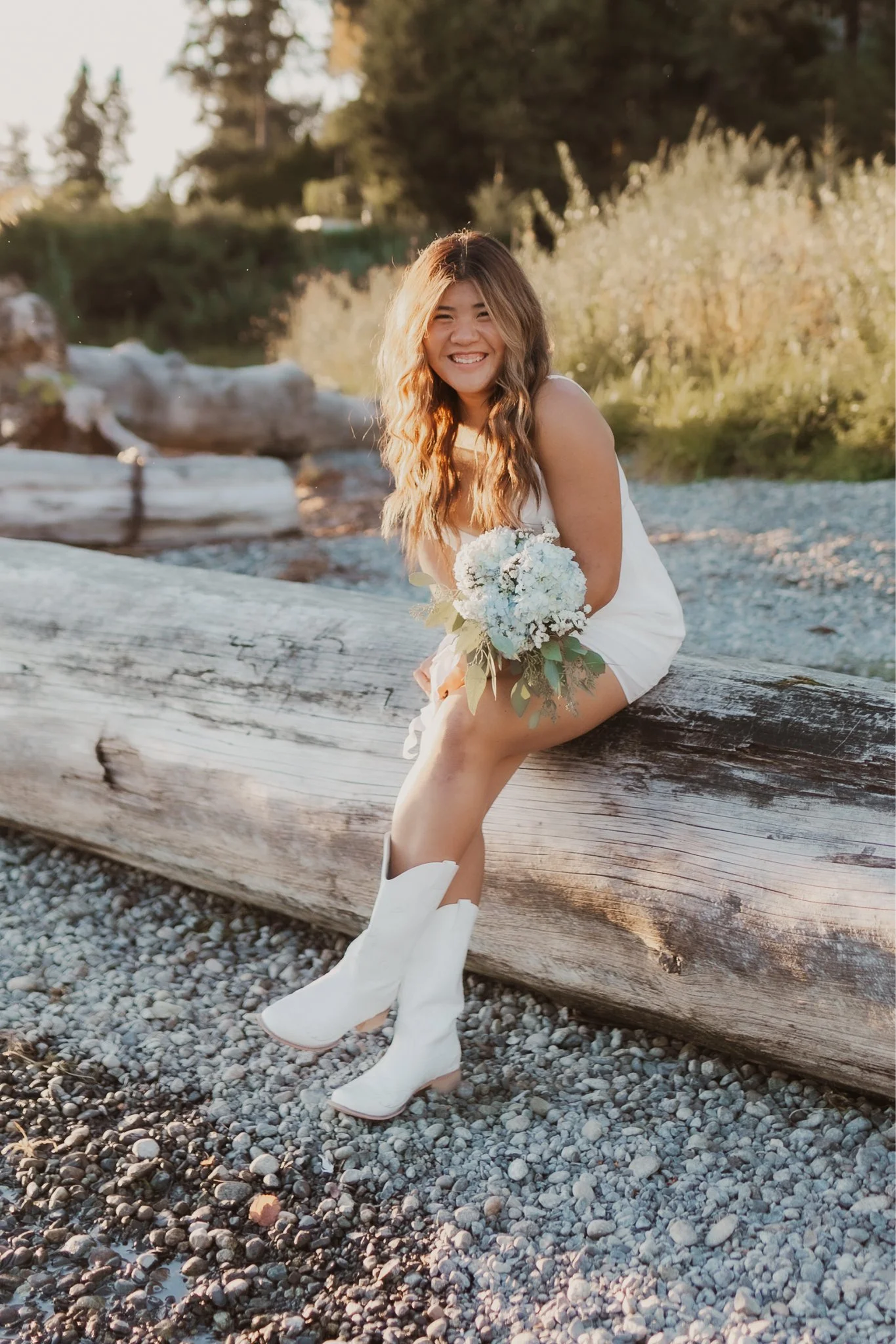 Senior-Girl-Sunset-Meydenbauer-Bay-Park-0218.png