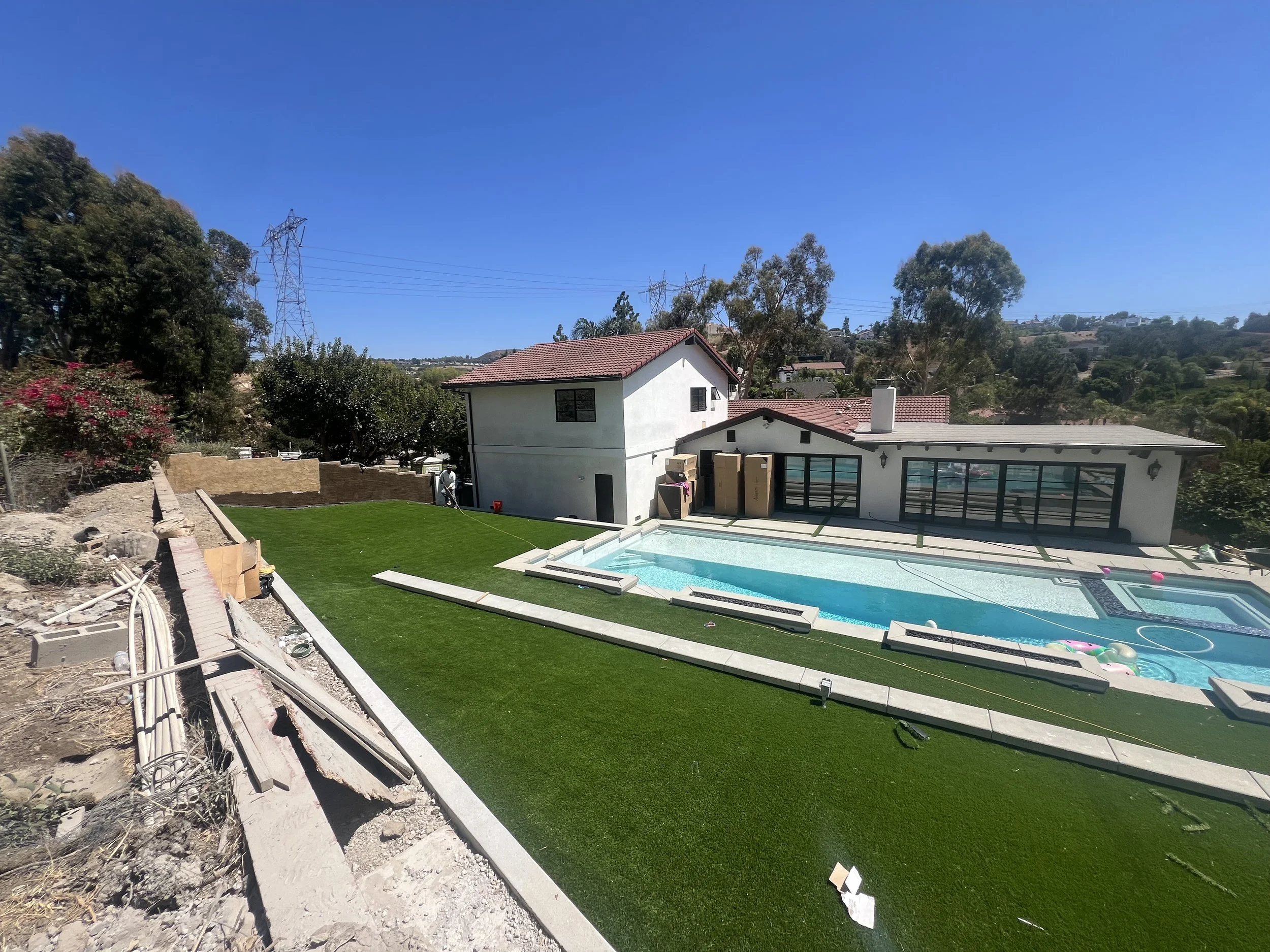 big house backayrd grass.jpg