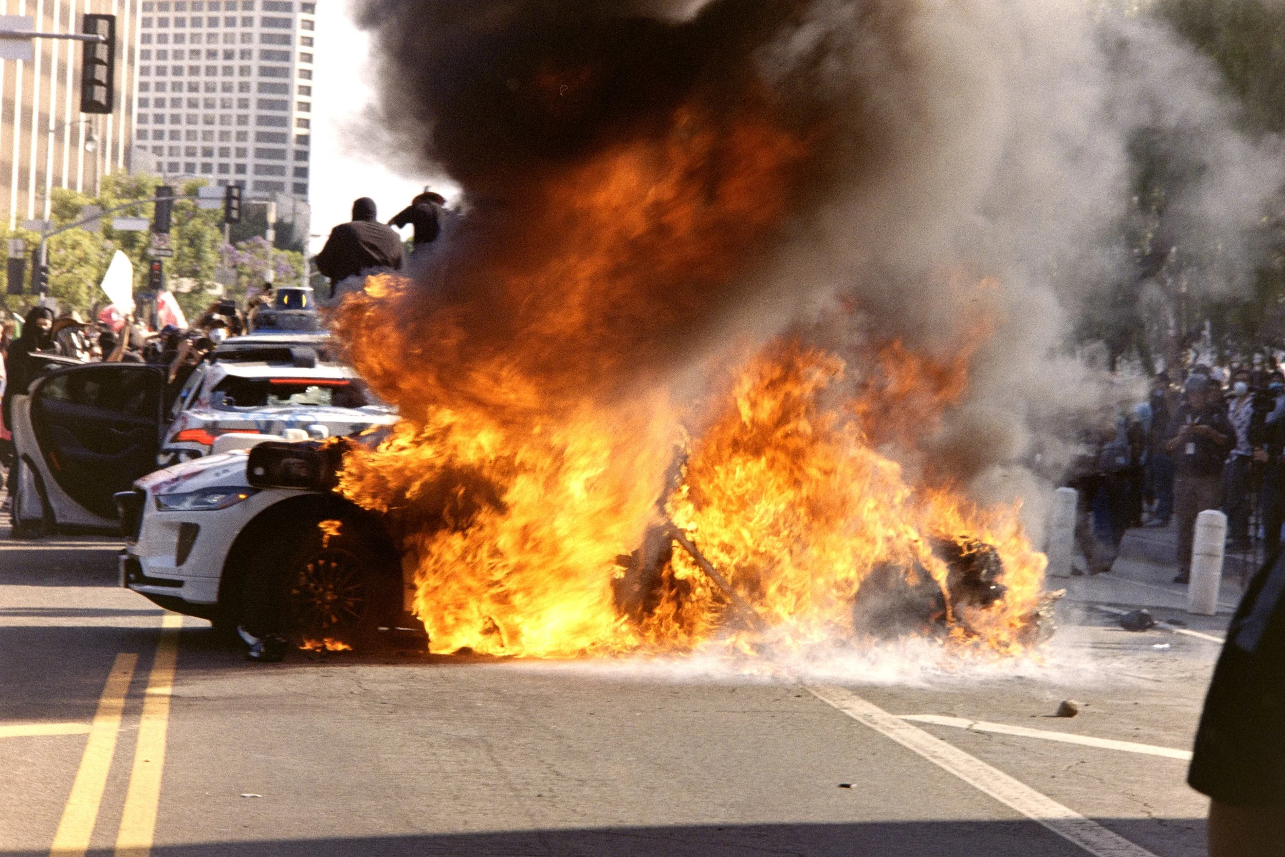 20250608_DTLAProtest_F3_ProImage100_013.jpg