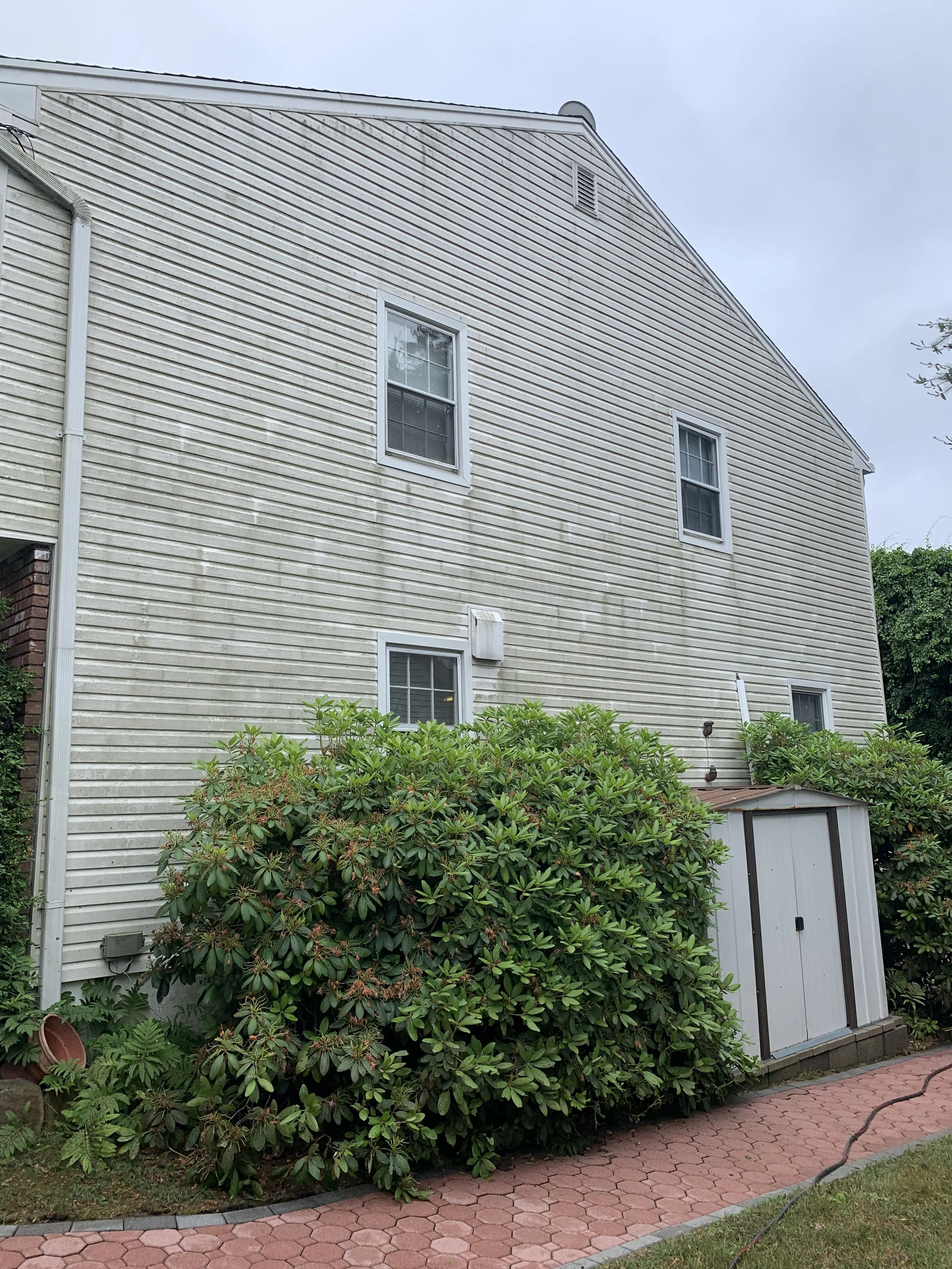 Dirty Siding .jpg