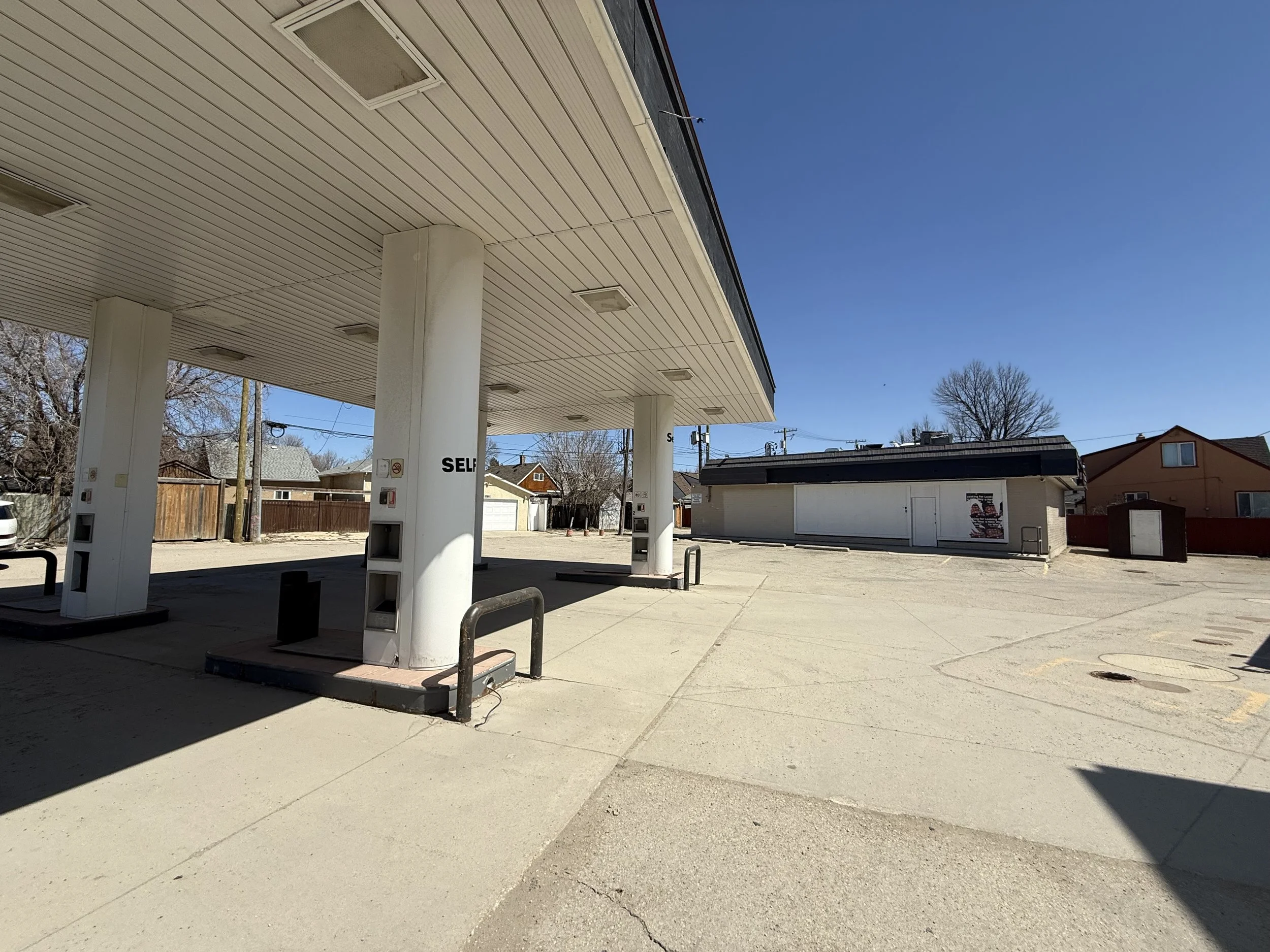665 McPhillips Street, Winnipeg, MB