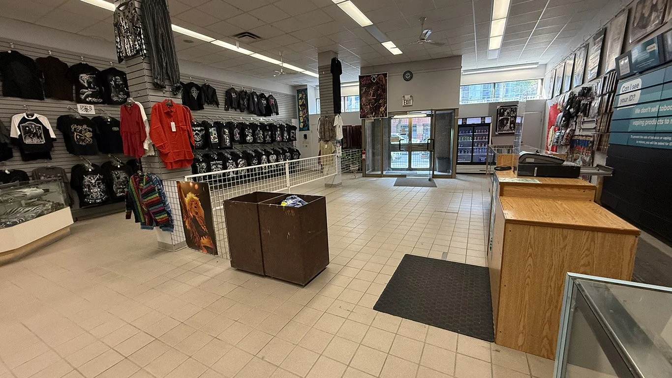 319 Portage 2.jpg