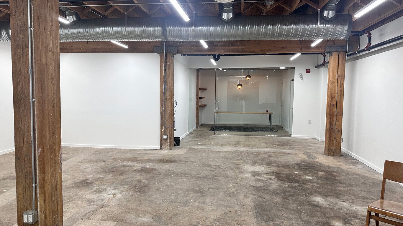 171 McDermot - Gallery 4.jpg
