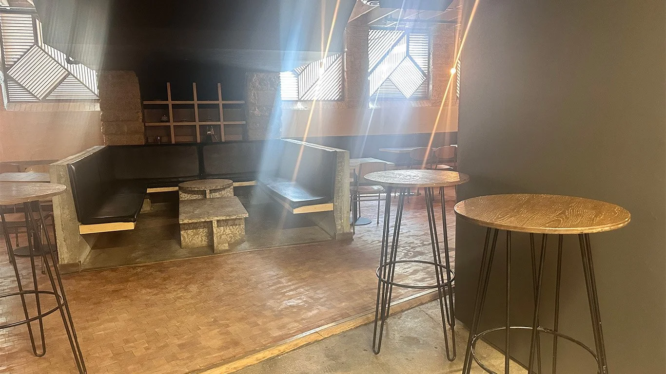 171 McDermot - Lounge 4.jpg