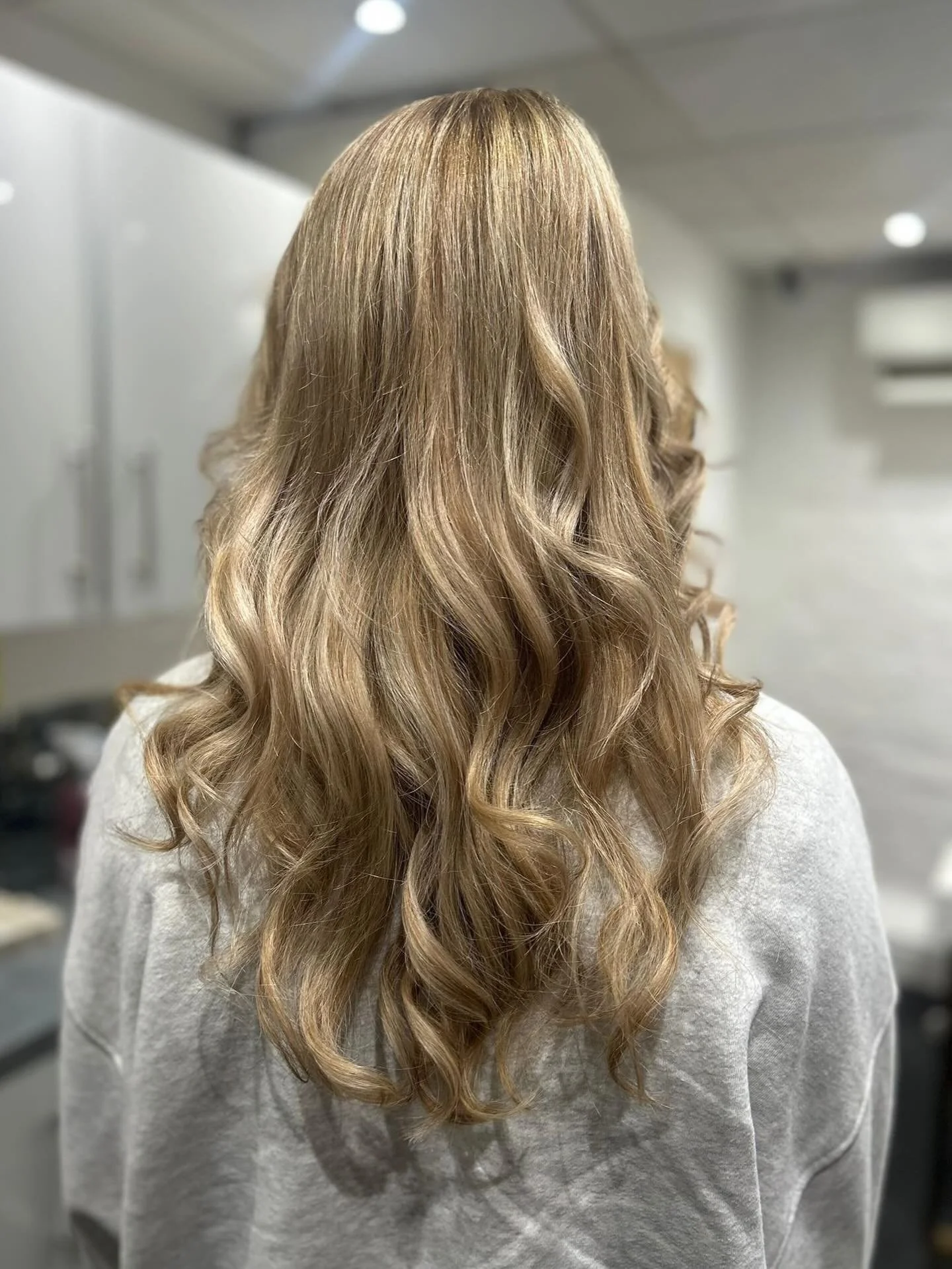 Taking things more natural...

Check out the before 👉 and see how we have toned things down for a more even and naturally toned blonde... 💫

#HairColours #BlondeHairTones #NatualBlonde #HairBeforeAndAfter