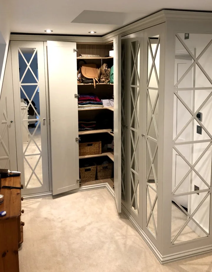 ash-chelwood-gate-dressing-room-open.jpg