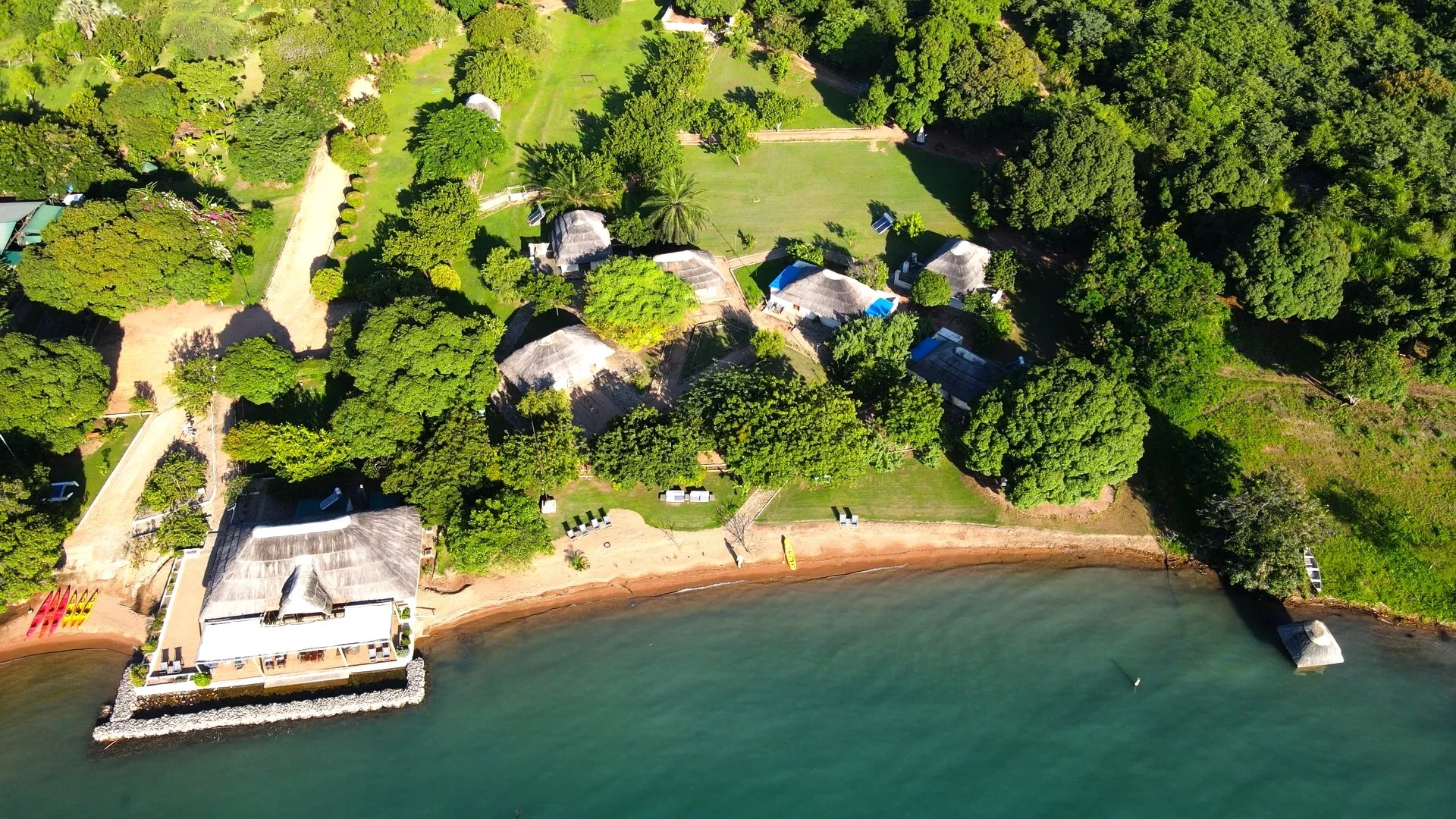 lake shore arial w colours_1.7.1.jpg