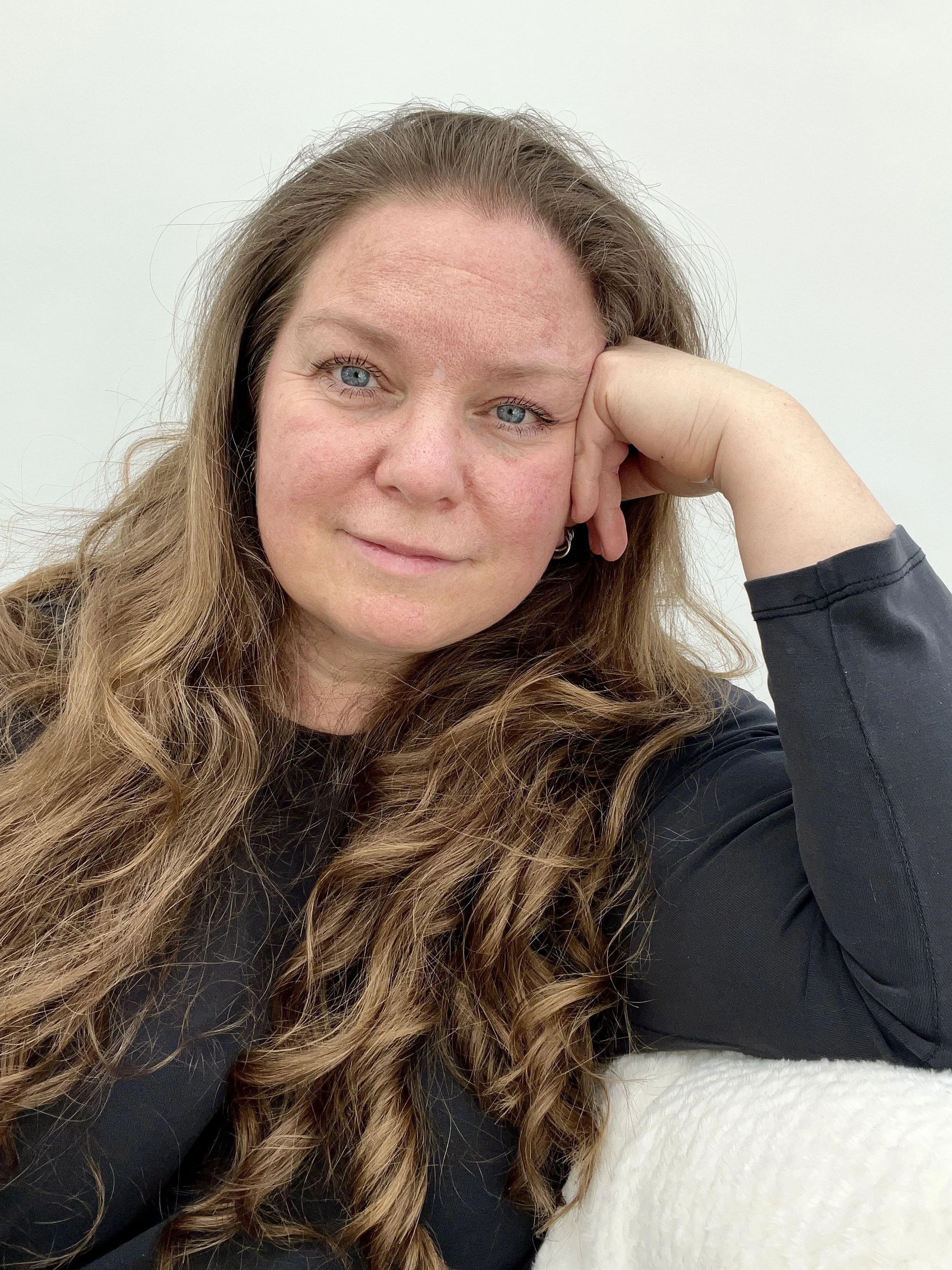Hon följde drömmen igen – nu debuterar Viktoria som barnboksförfattare