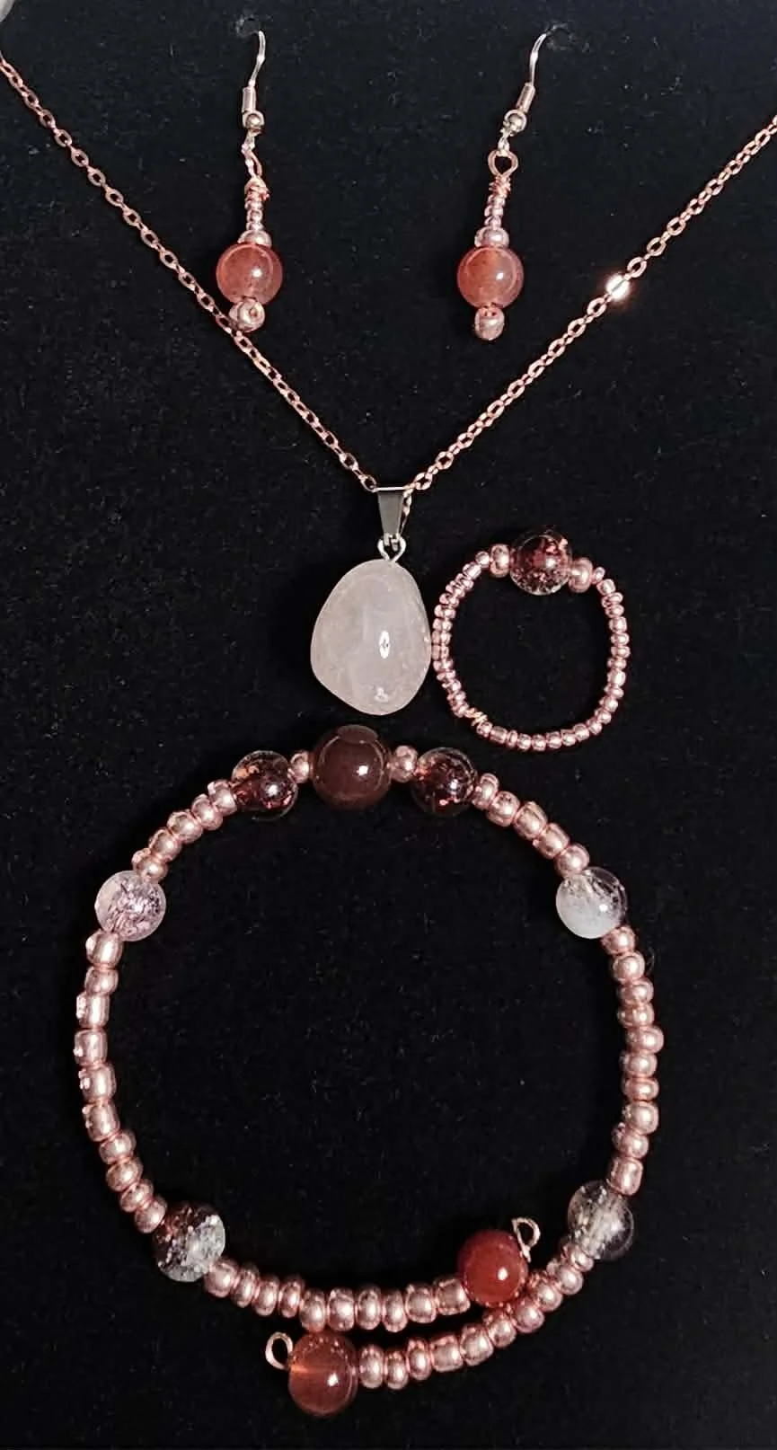 Effortless Elegance: Handcrafted Pieces for Every Hour of Your Day