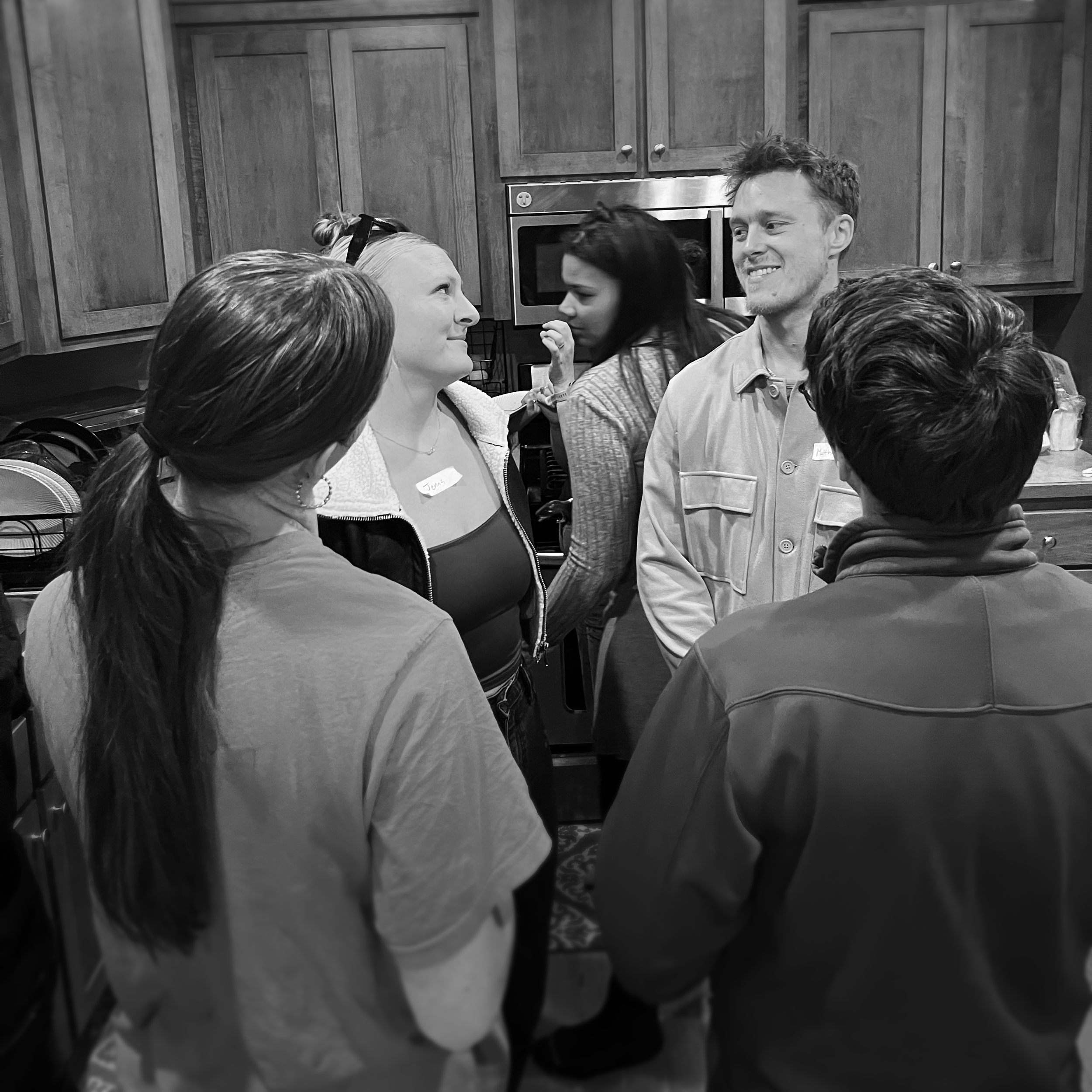 Friendsgiving25_06.png