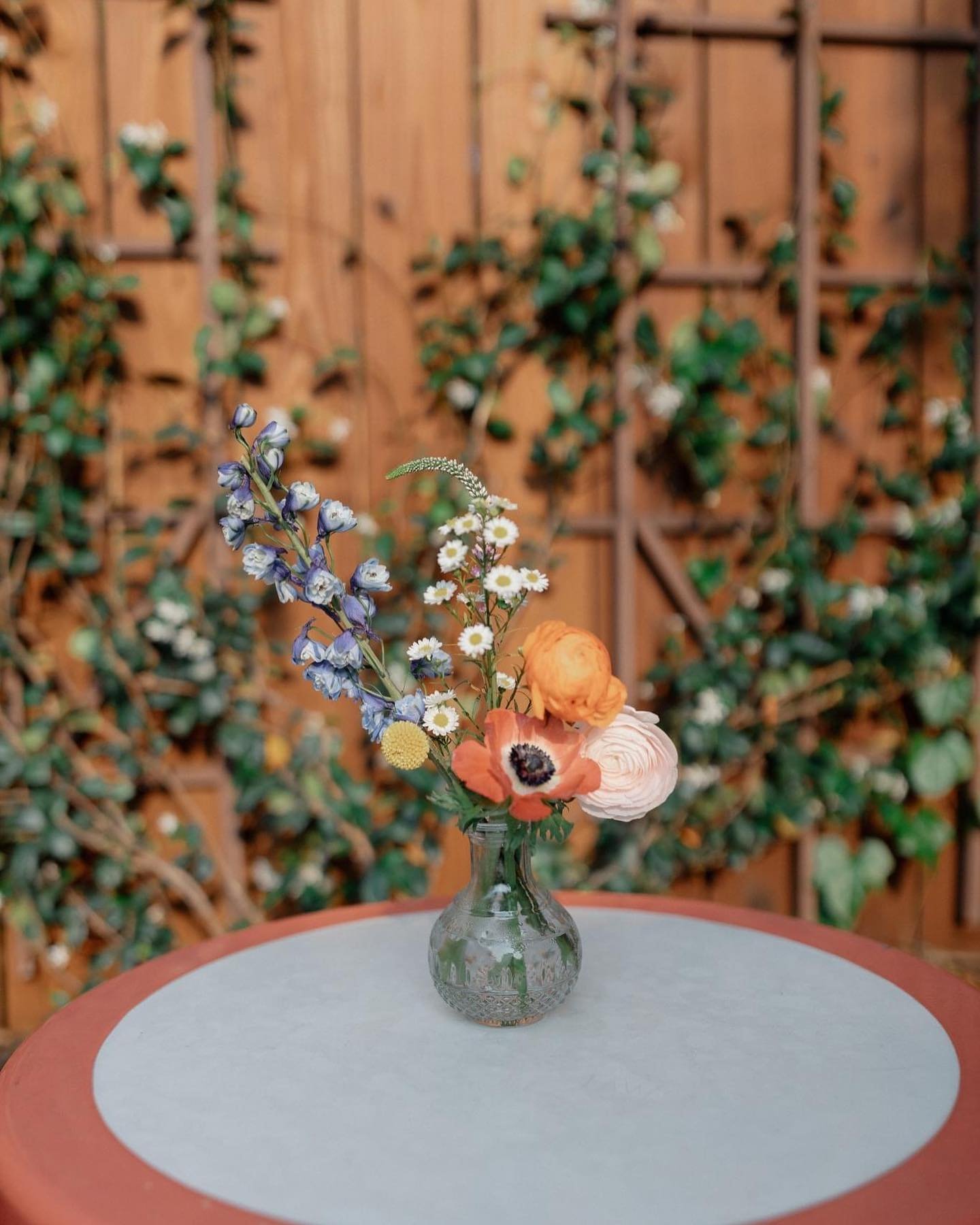 bud vase 2.jpeg