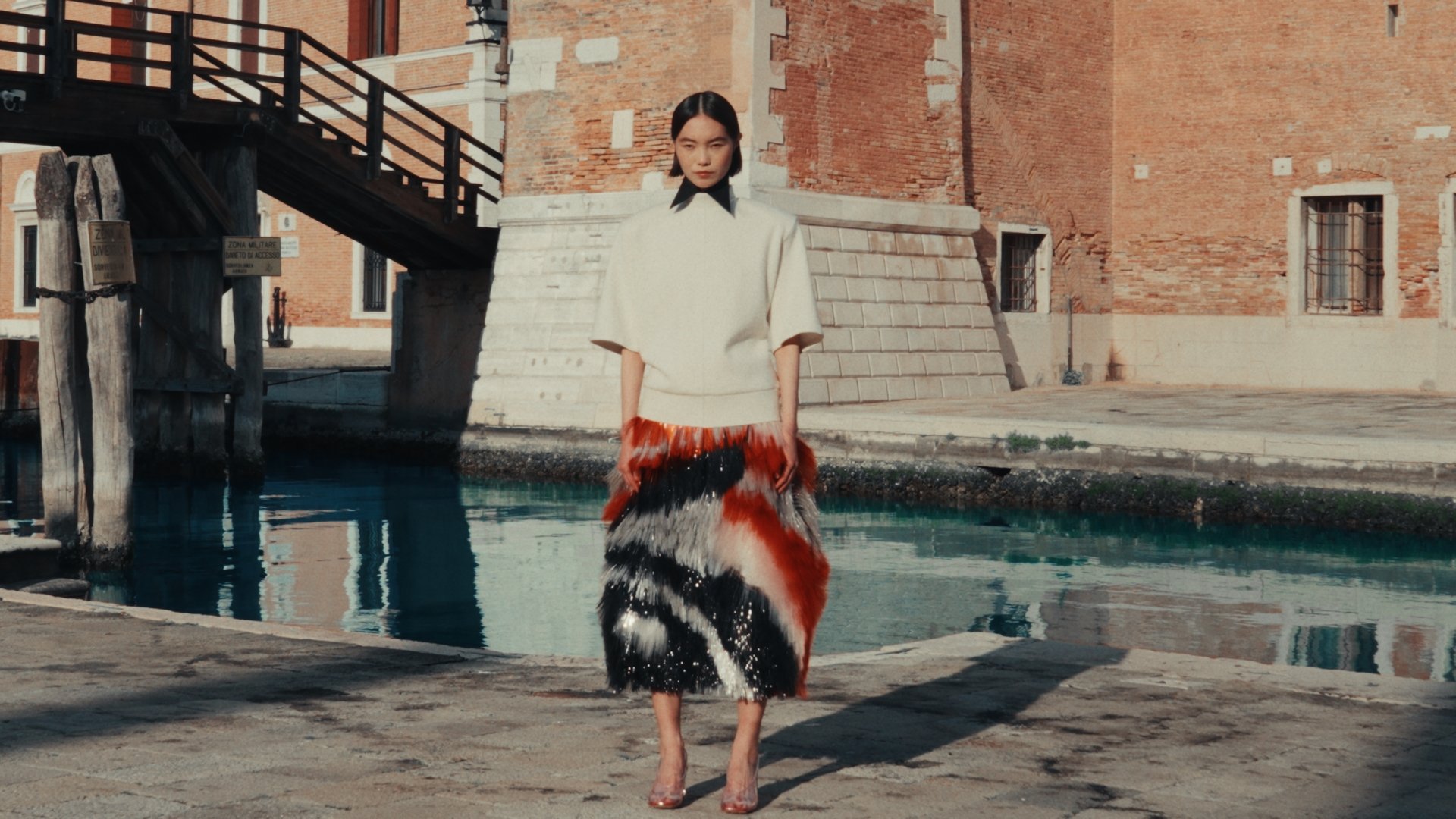Vogue_PH_Stills_1.60.1.jpg