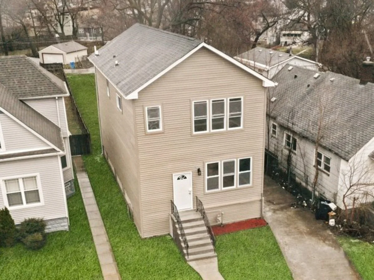 9935-s-winston-ave-chicago-il-primaryphoto.jpg