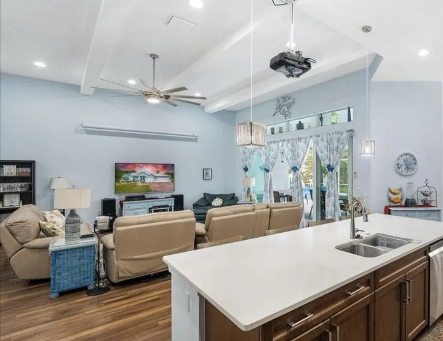 Visual coordinated home for resale purposes. The before living room image.