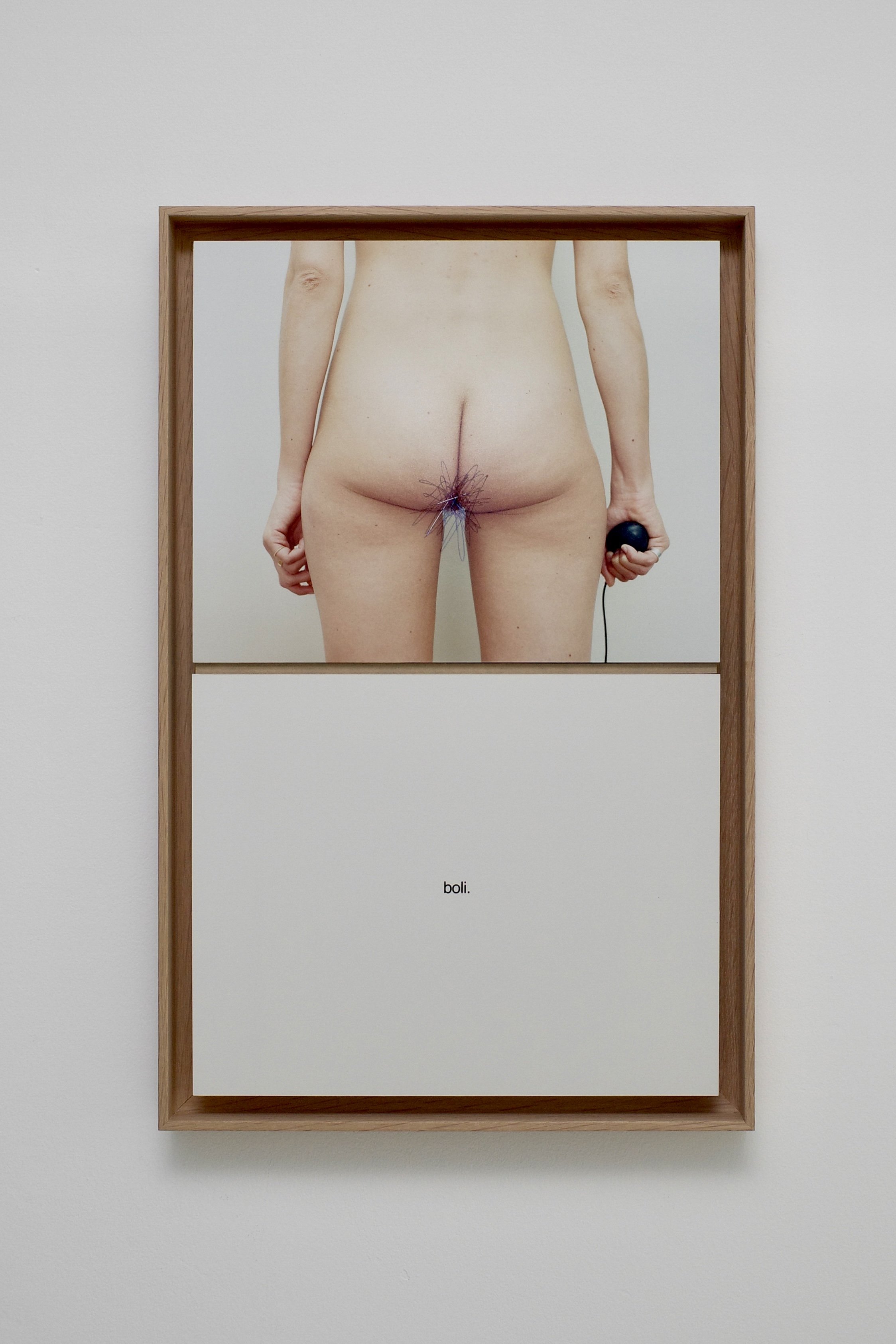 Object/Subject II, 2026 // Hand printed photograph in Fujifilm DP II, text printed in Hahnemühle Photo RAG Pearl 320 gr // 31 x 47 cm, Edition 1/5