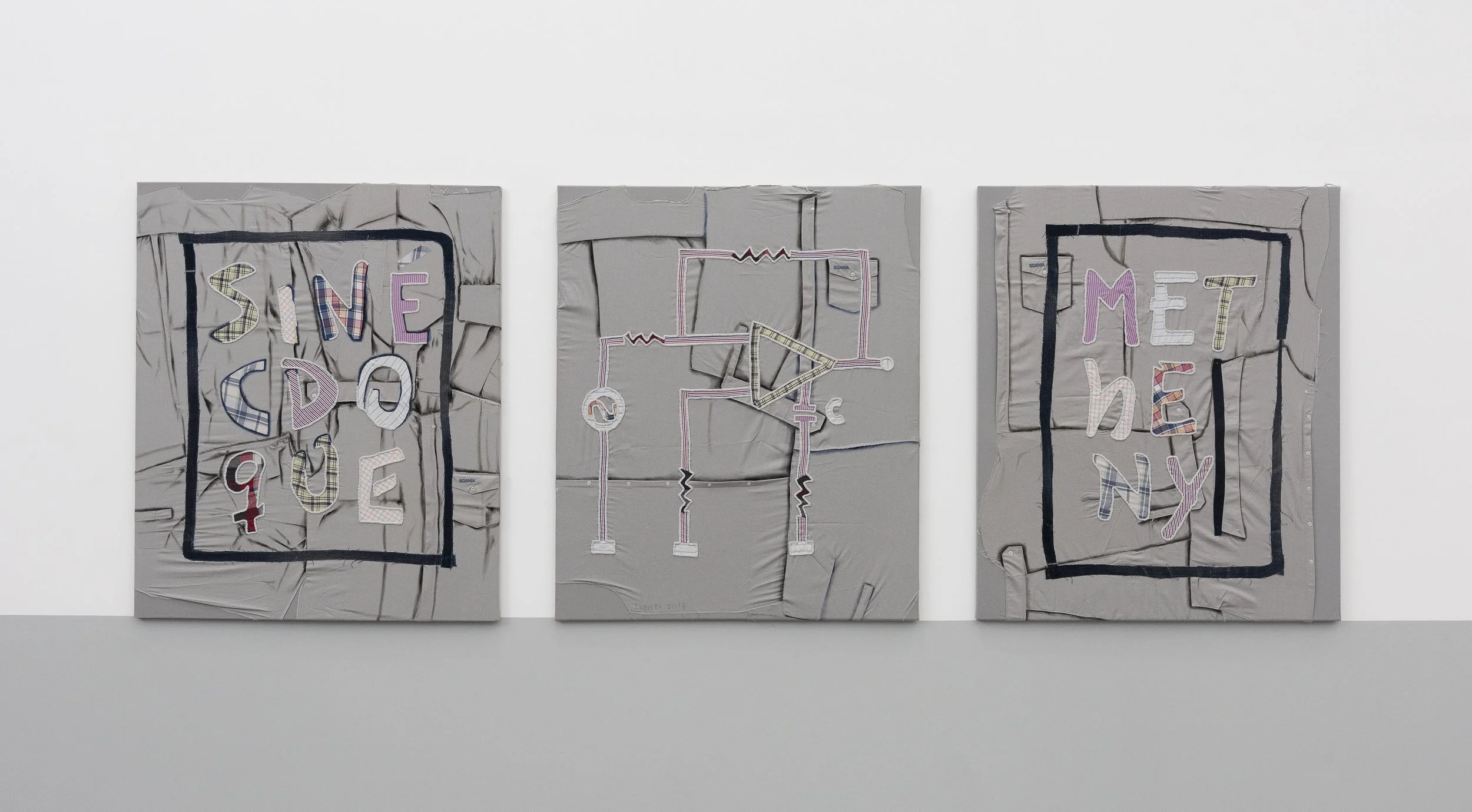 Intereses proletarios I, II y III. Tela de camisas y óleo sobre bastidor de madera. 120 x 100 cada uno.jpeg