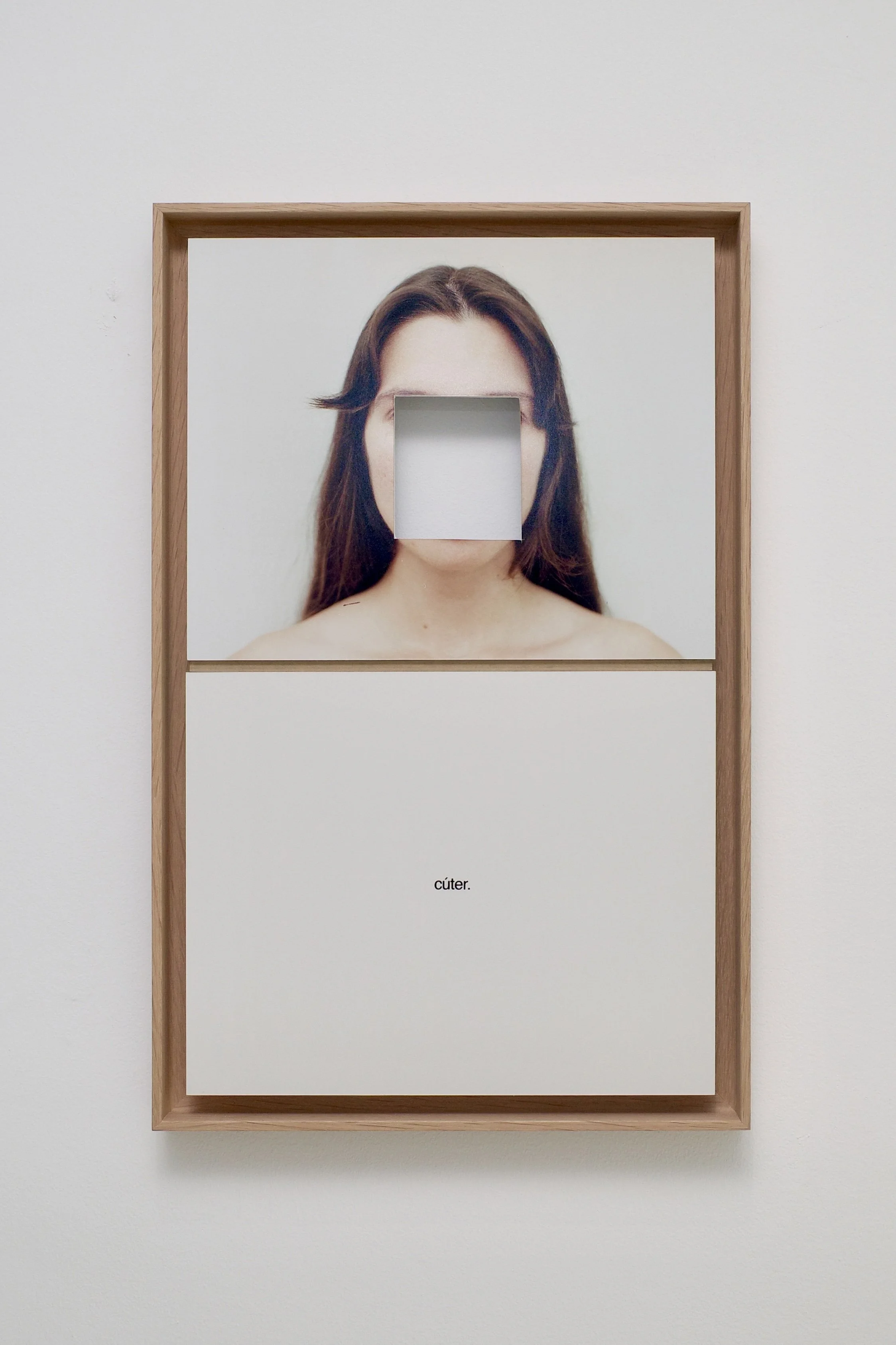Object/Subject IV, 2026 // Hand printed photograph in Fujifilm DP II, text printed in Hahnemühle Photo RAG Pearl 320 gr // 31 x 47 cm, Edition 1/5