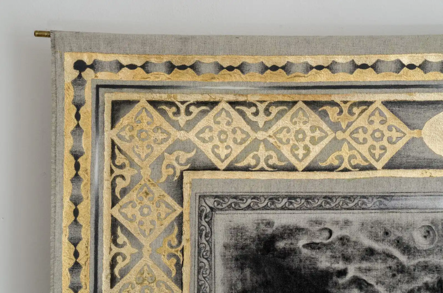 Péndulo I, from the Andalucía series (2026) // Charcoal and gold leaf on linen and brass // 215 x 128 cm (detail)