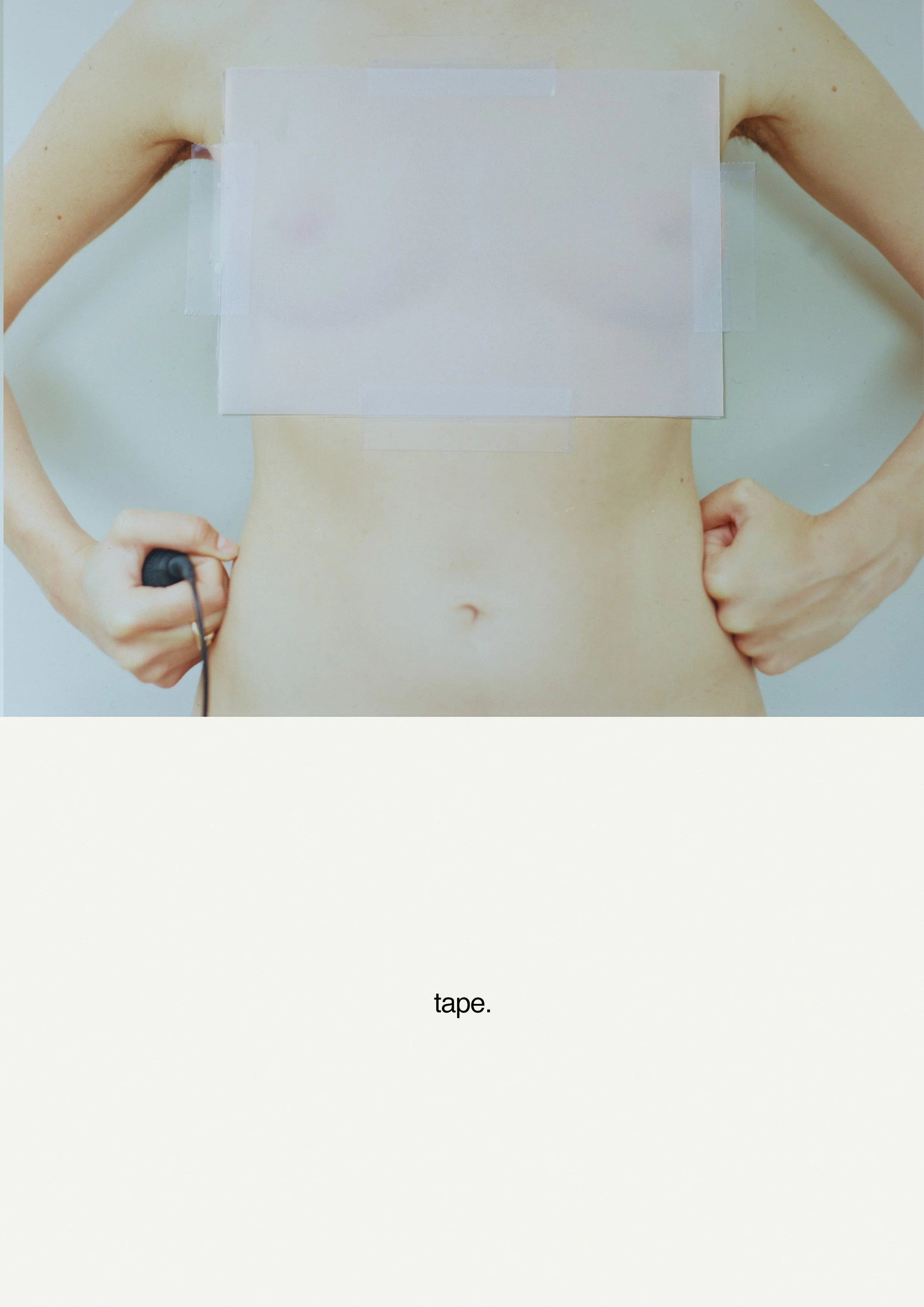 Object/Subject I, 2026 // Hand printed photograph in Fujifilm DP II, text printed in Hahnemühle Photo RAG Pearl 320 gr // 31 x 47 cm, Edition 1/5