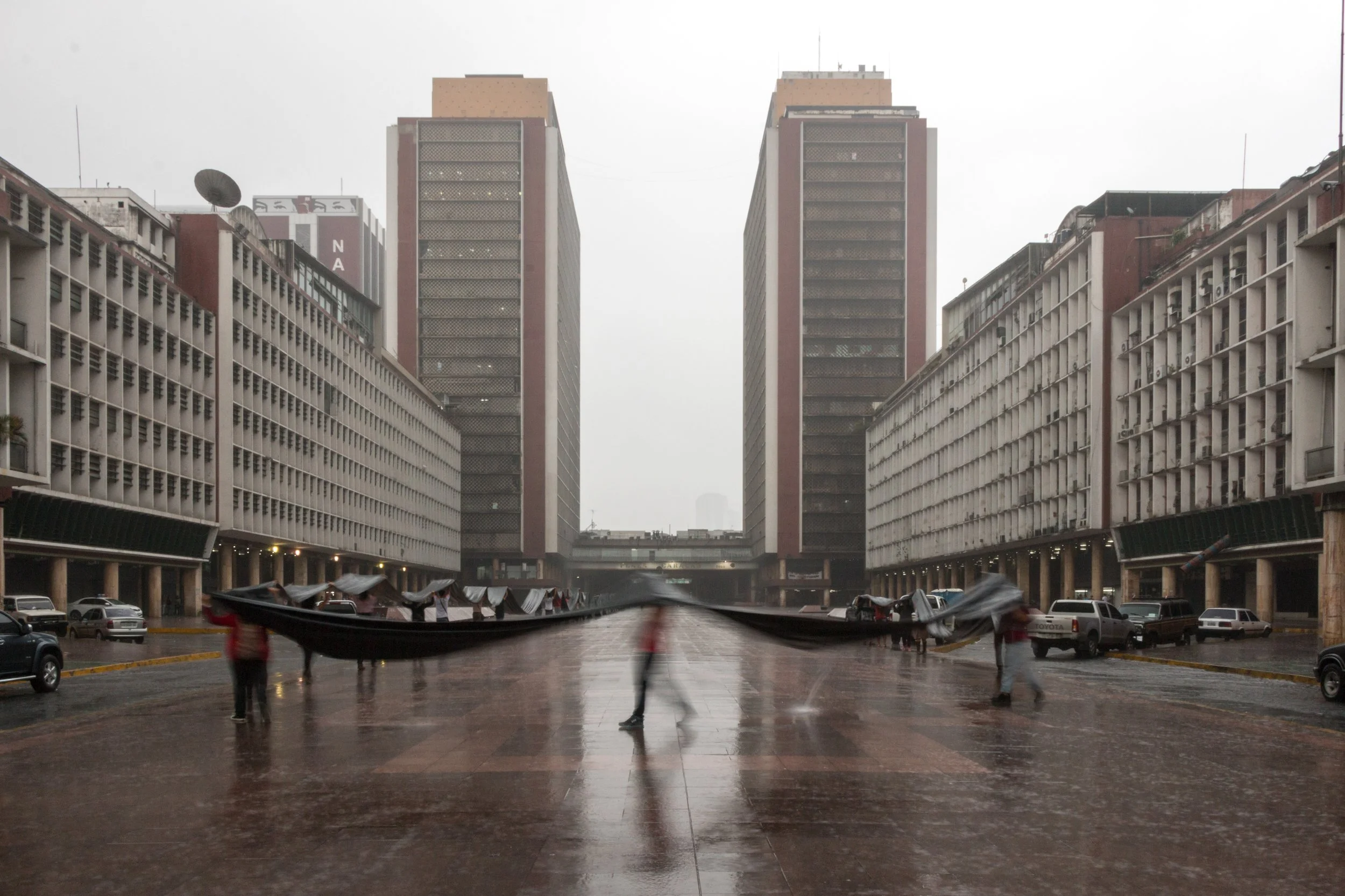 Miguel Braceli // Área, Intervención participativa, Caracas, Venezuela, 2014 // Fotografía, impresión digital // 90 x 60 cm