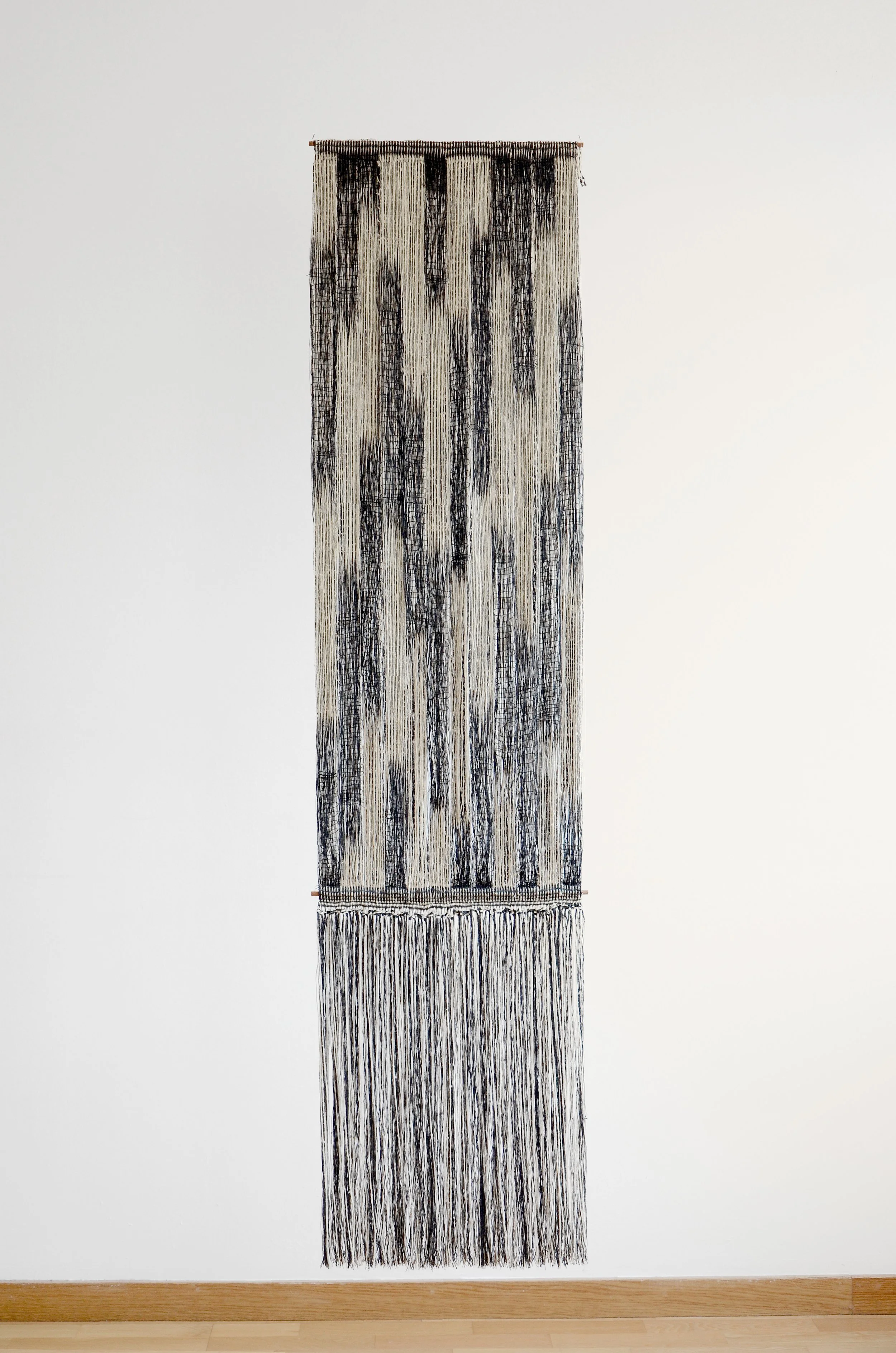 Luis Renteria // Time, 2025 // 
Silk, linen. Woven by hand on a pedal loom // 175 x 43 cm 