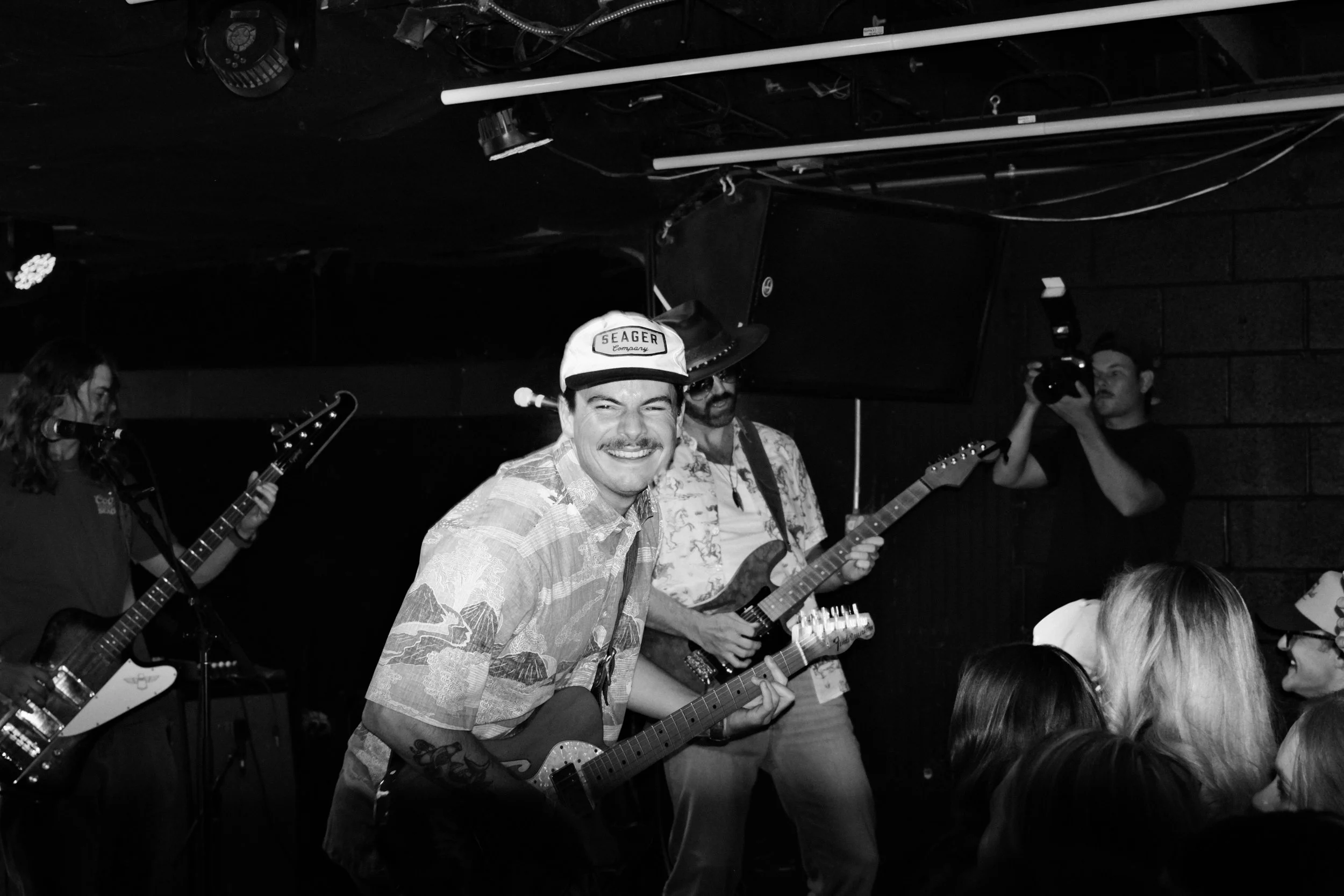 Twin Fin - Larimer Lounge - Denver, CO