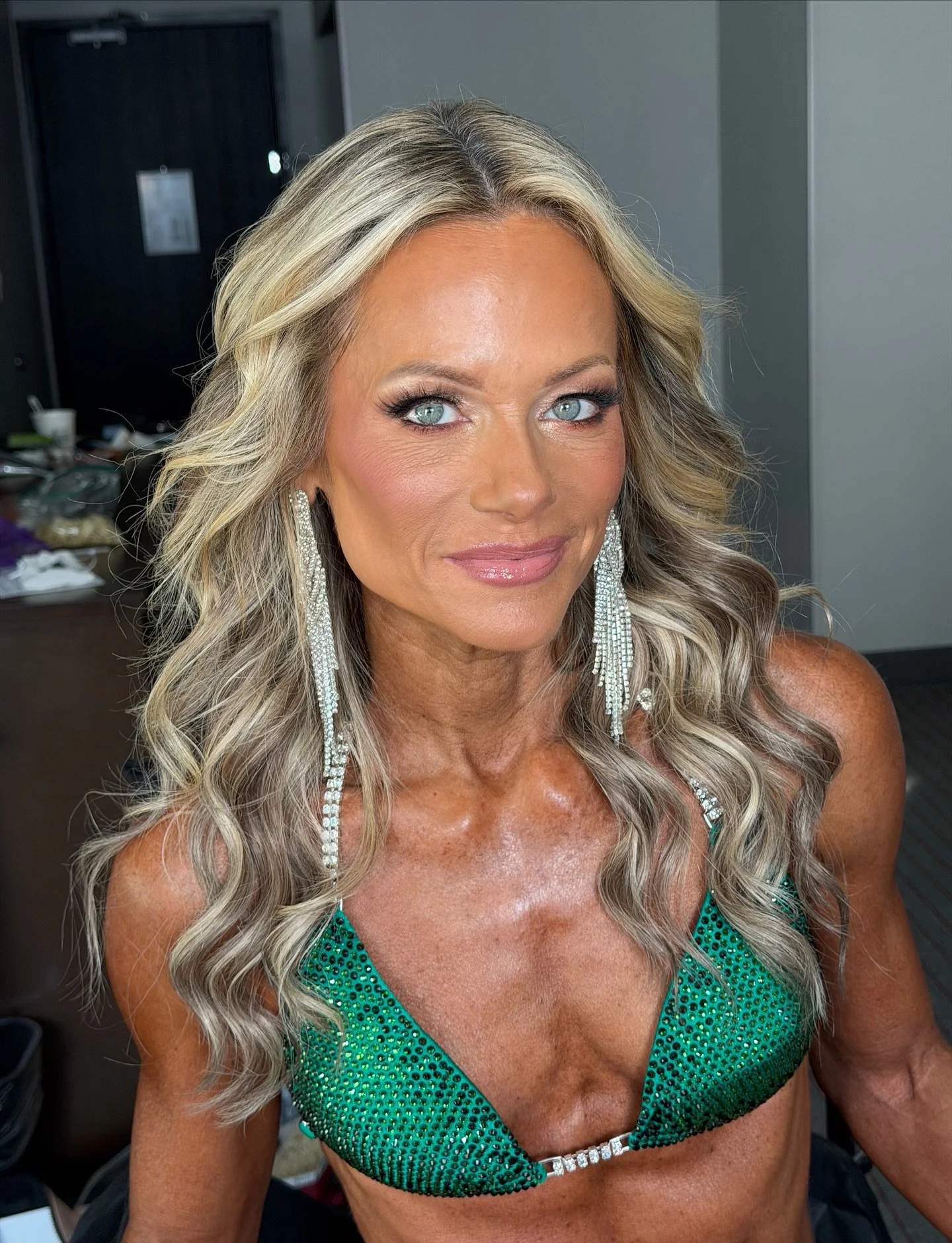 More close-up peeks and BTS from @aliciae&rsquo;s bikini show glam! 💄✨
WHO WANTS A TUTORIAL ON THIS LOOK?! 👀

You guys have been flooding my DMs asking for all the details &mdash; every product used is linked on my ShopMy Glam Looks and Product Pos