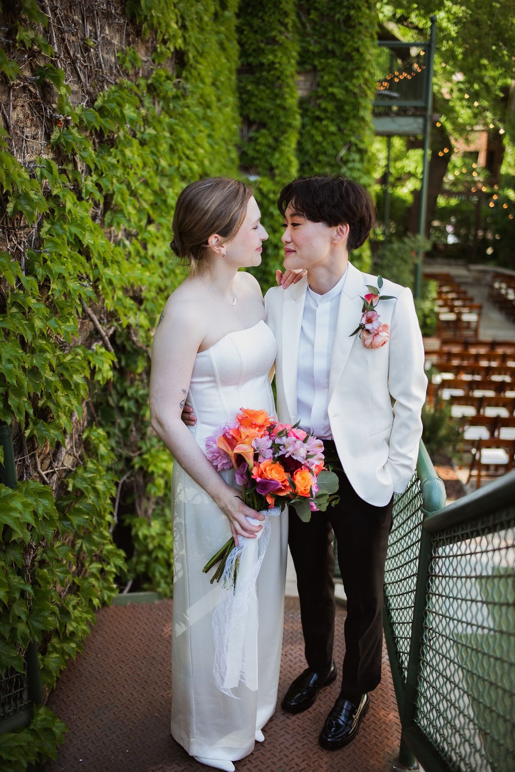 Spring bouquet with matching bout at the Firehouse Chicago 
