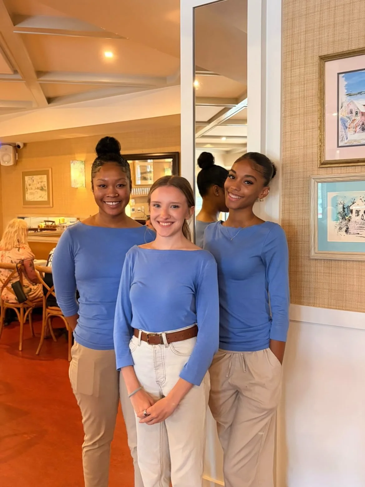 The first smiles you see when you walk through our doors. ✨ Meet a few of our wonderful hostesses, Katelynn, Shania, and Nyzeth, who help make every visit to Citron Bistro feel like home💚🌴
.
.
#teamspotlight #meetheteam #hobesoundfl