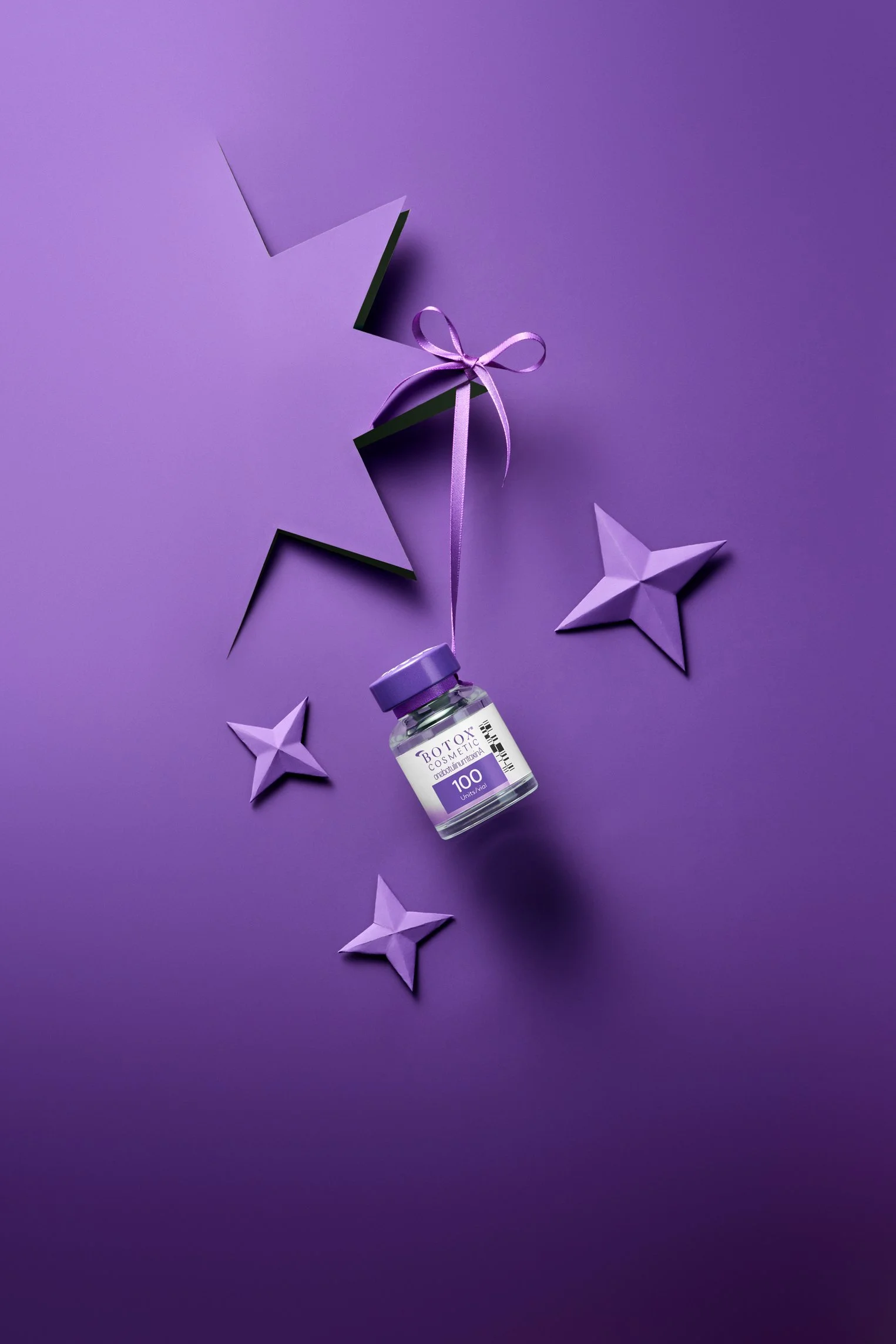 23-06 2593-32B CSN_BTX HOLIDAY VIAL ORNAMENTS.JPG