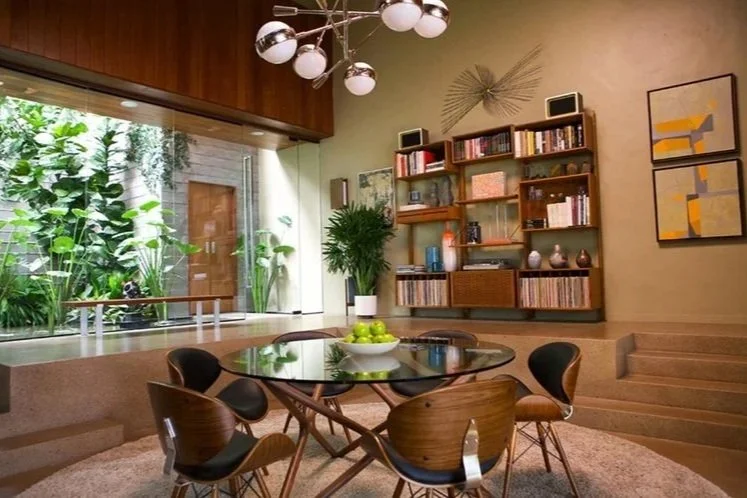 Hollywood Hills Mid-Century Hideaway