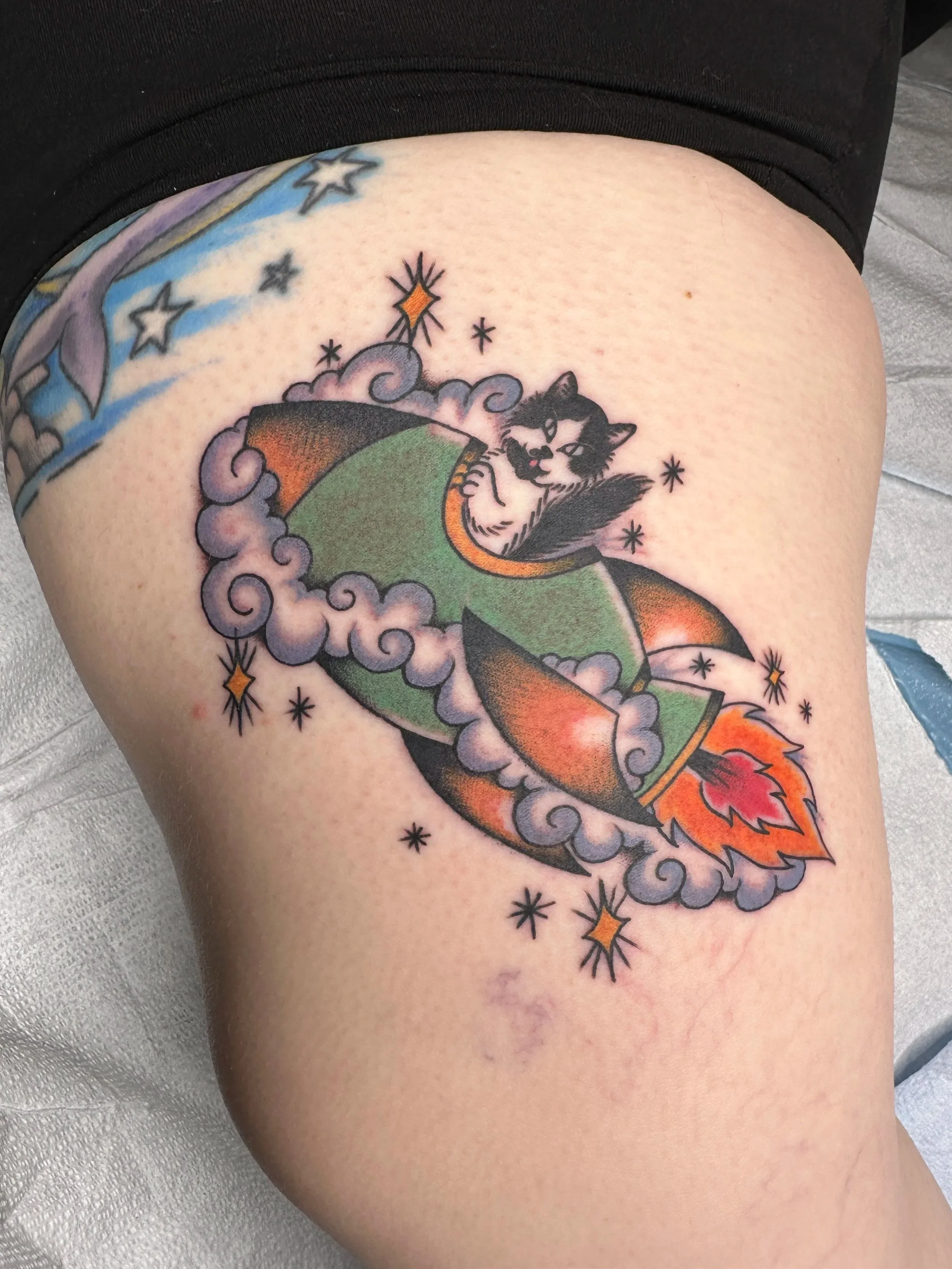 A sweet and nerdy memorial piece for my veterinarian client who has many tattoos for the animals she’s lost. I thought this was super cute and was stoked to make such a neat piece.