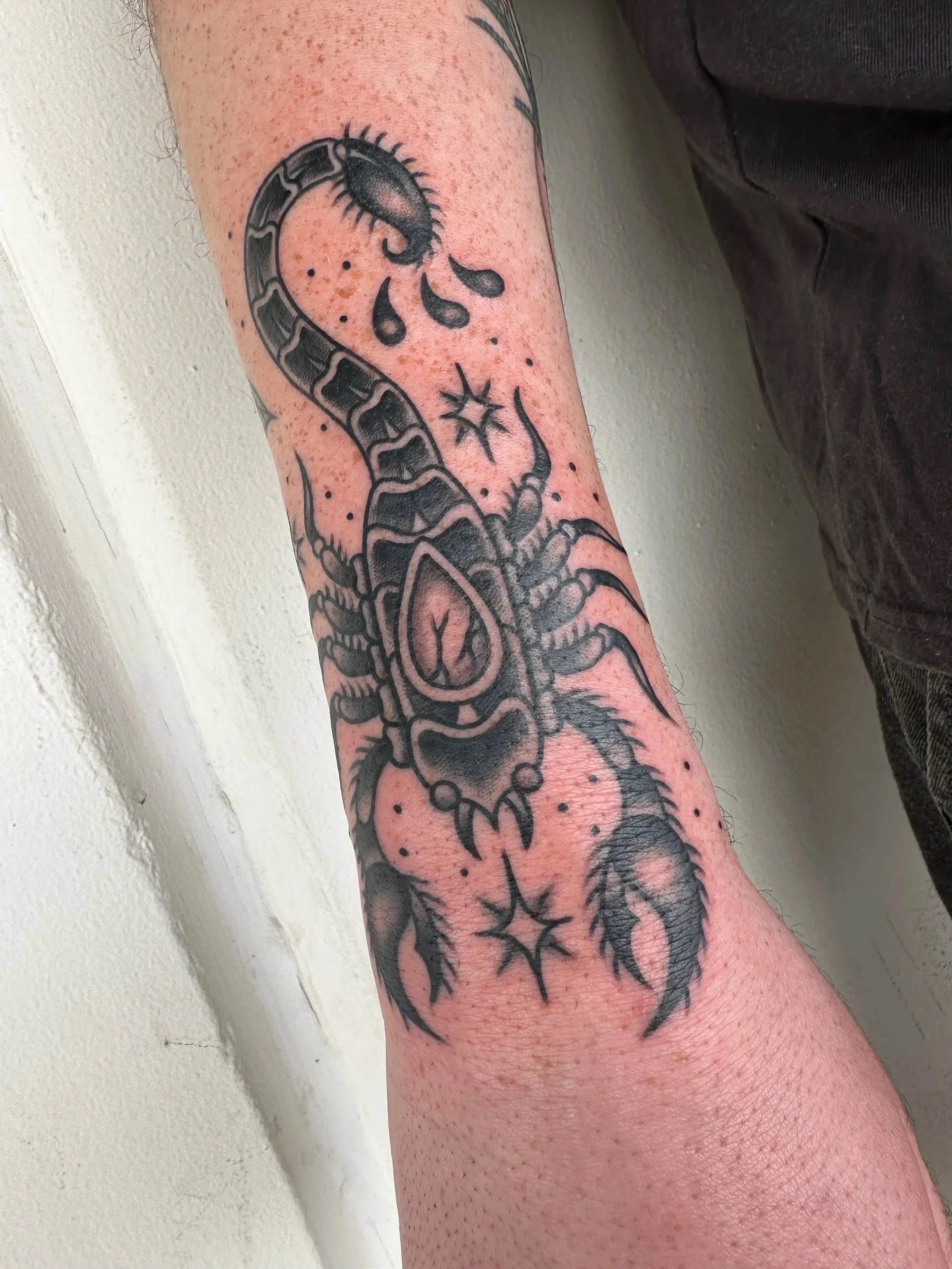 Cool guy with a cool scorpion on his forearm. This was before he wanted to get his hand tattooed so it sort of tickles the wrist a bit. We did end up tattooing his hand which I was stoked about. He’s got a good job so calm down.