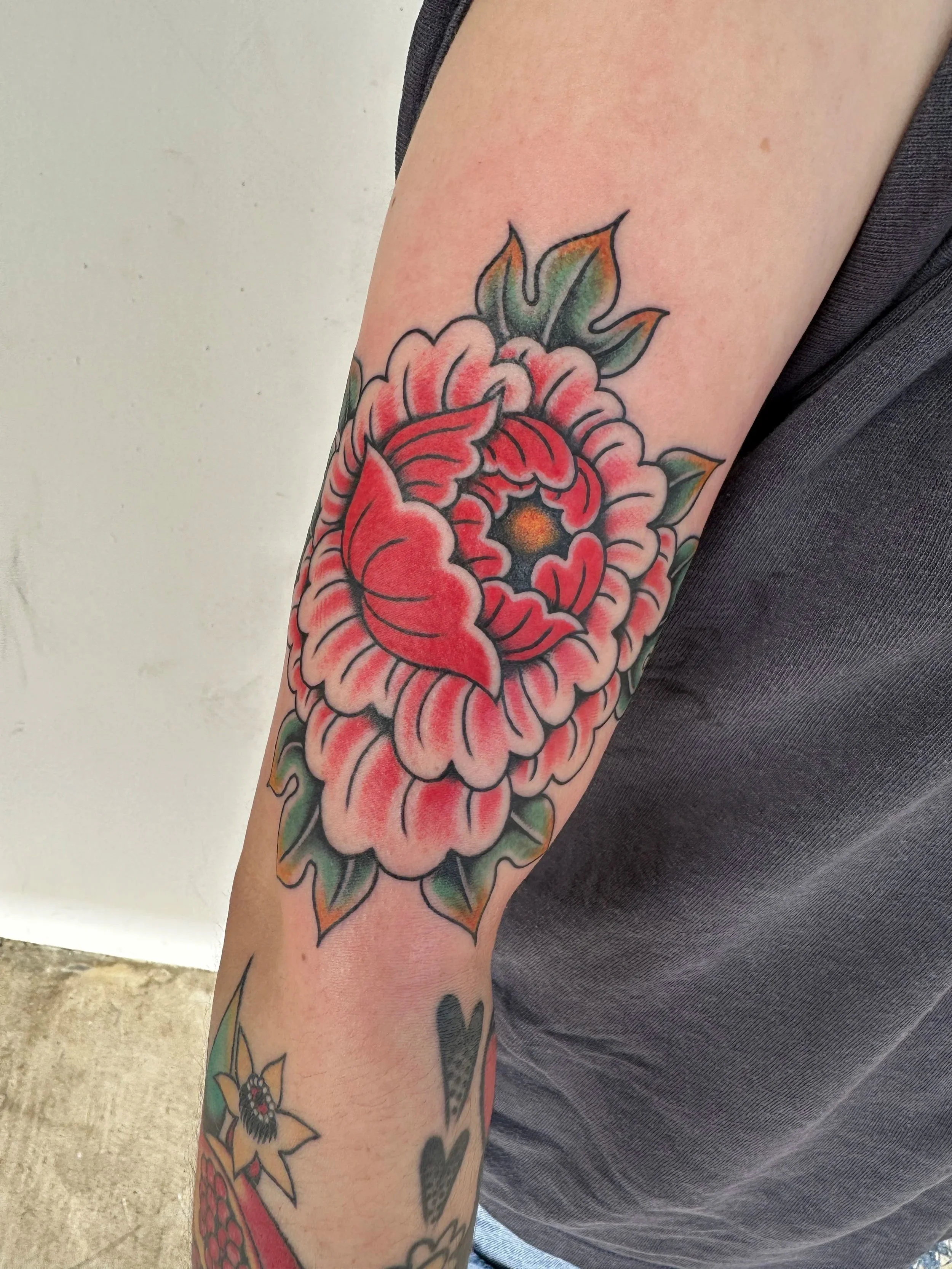 Pretty peony for my sweet client who loves when I beat her up with tattoos. She handled this flower like a champ. We have since moved onto other areas that are way more spicy.