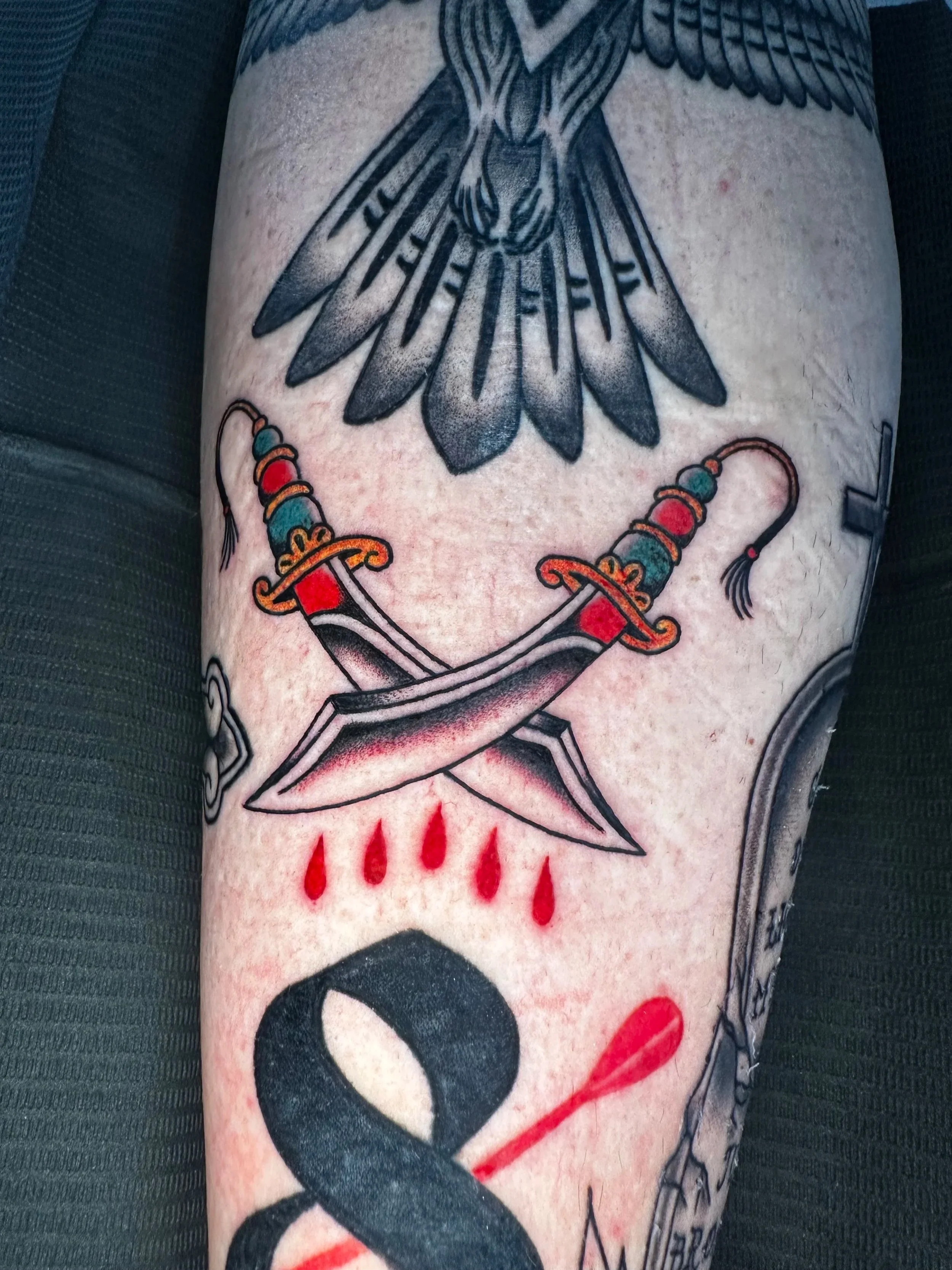 When a lot of your tattoos mean something, sometimes it’s nice to just get a piece that is just for you because you saw it and thought it was cool. These crossed swords really fit the bill and really fit the space. I like when that happens.