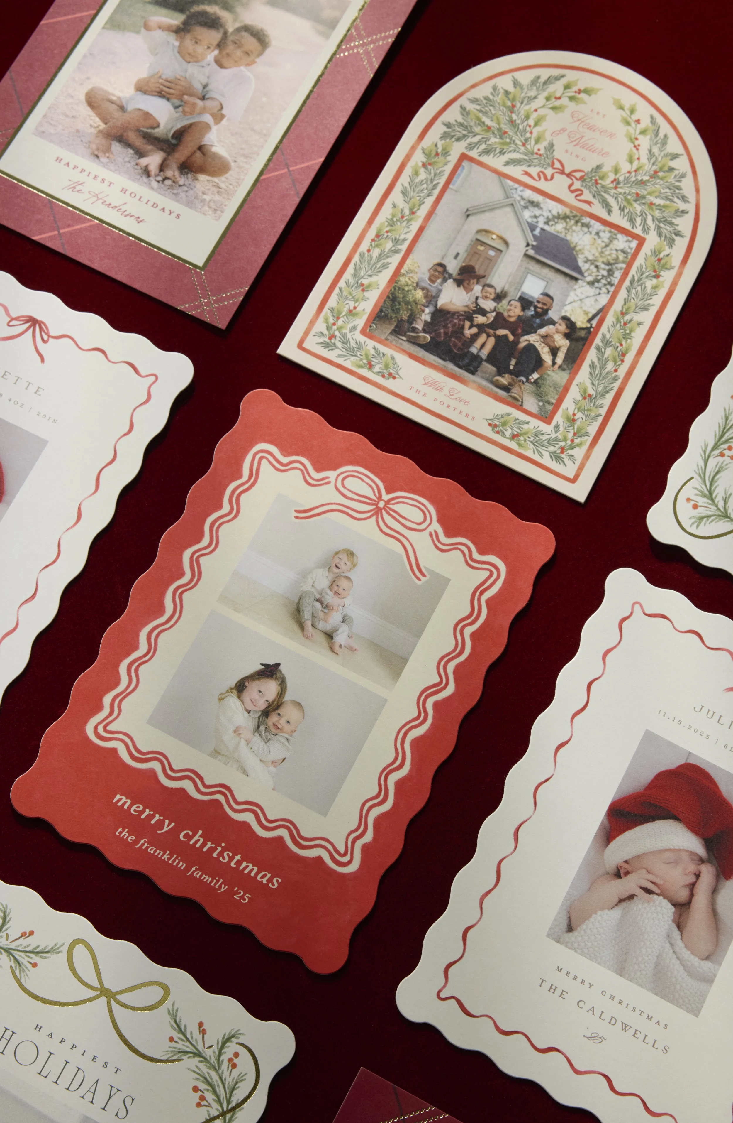FY25_Q4_HOL_SOCIAL_MOTION_HOLIDAY_CARDS_GRID_DETAIL_1.jpg
