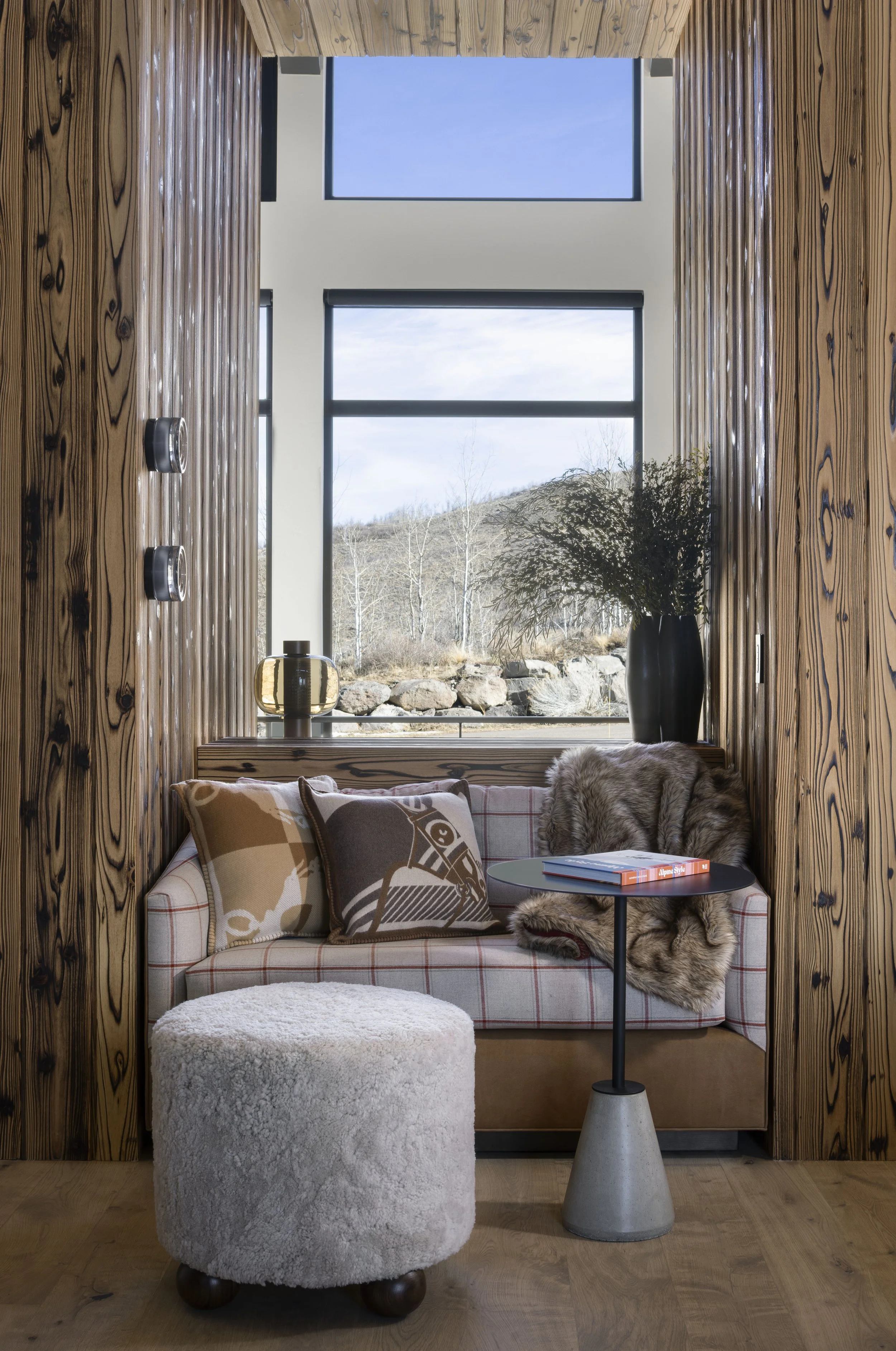Seatnook11906.jpg