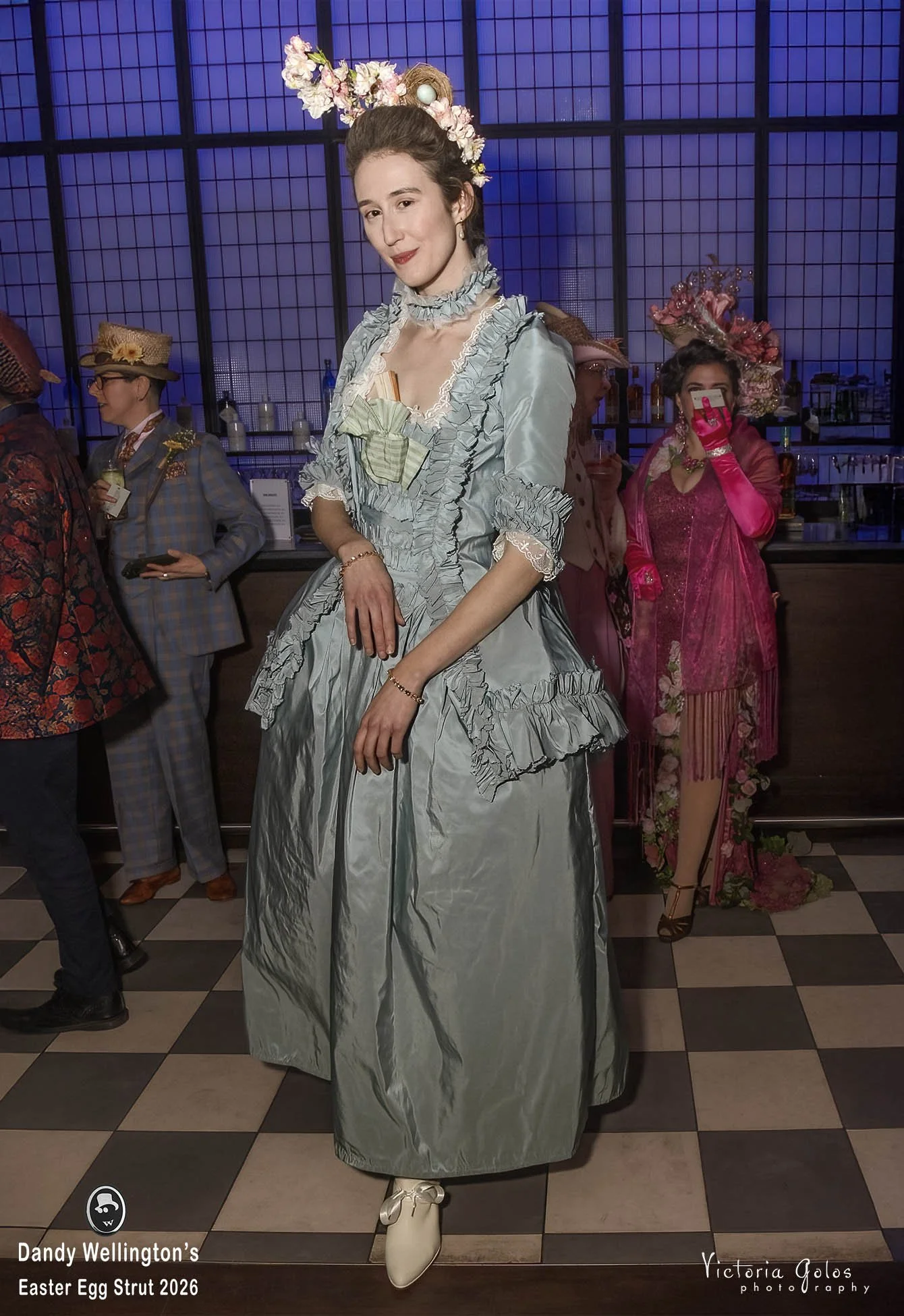 1775 Blue Silk Pet En L'air